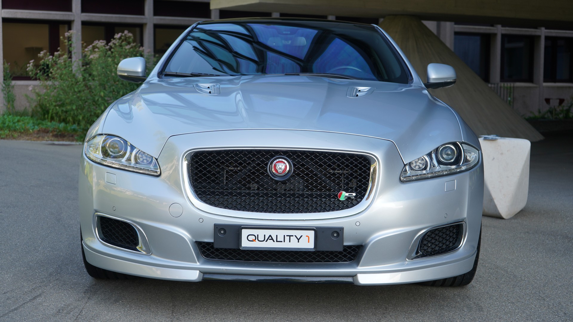 JAGUAR XJR 5.0 V8 S/C-image-1