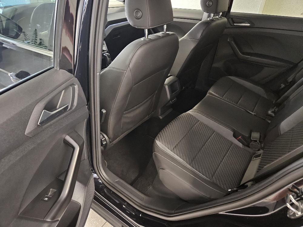VW T-Cross 1.5 TSI EVO,R LINE, ACT Style Selection DSG-image-13