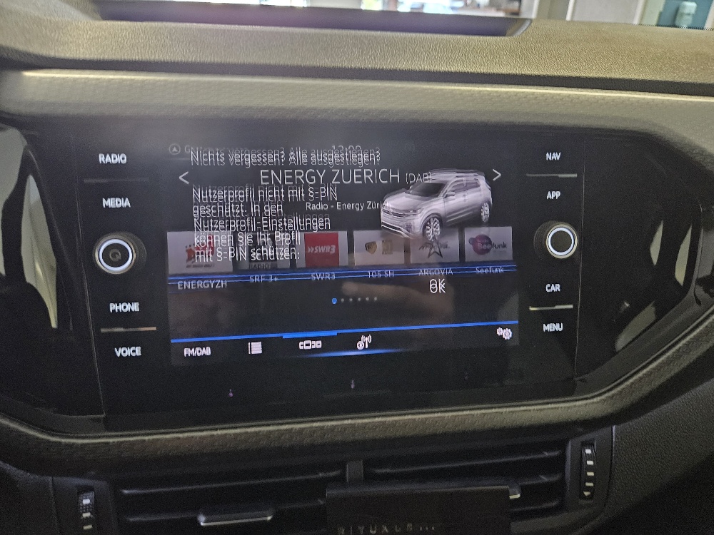 VW T-Cross 1.5 TSI EVO,R LINE, ACT Style Selection DSG-image-10