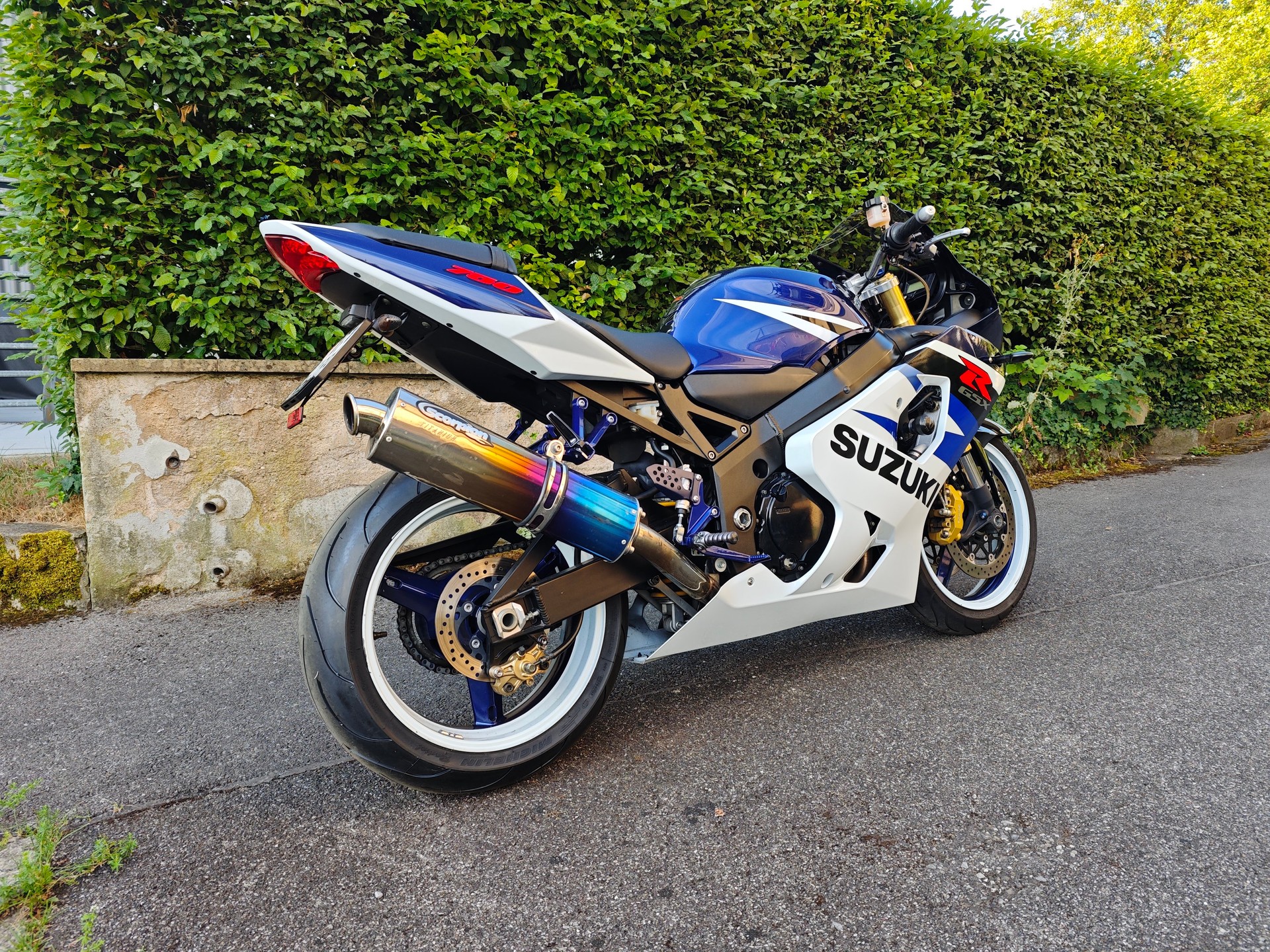 SUZUKI GSX-R 750 K4/K5-image-3