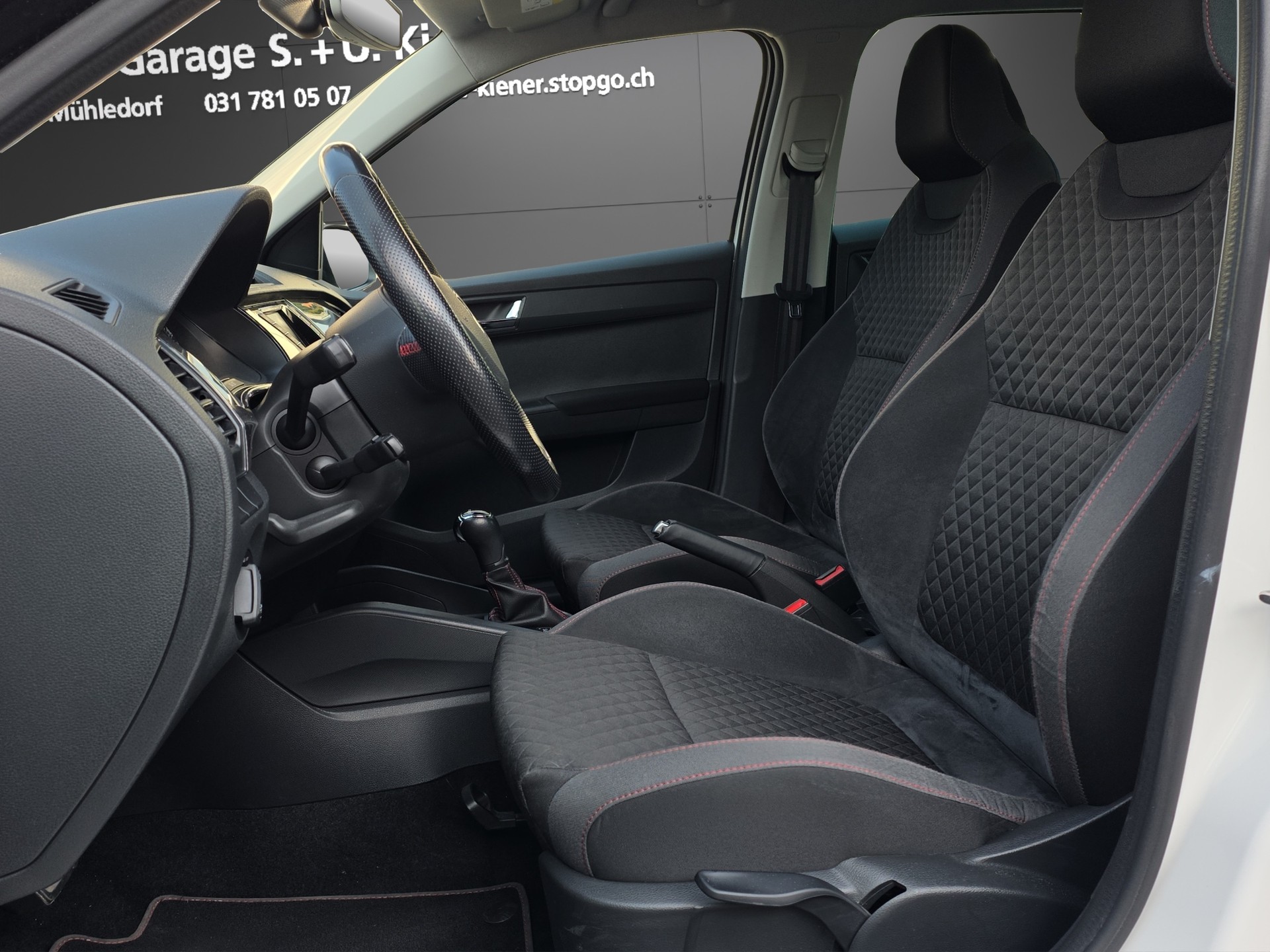 SKODA Fabia 1.4 TSI R5 DSG-image-5