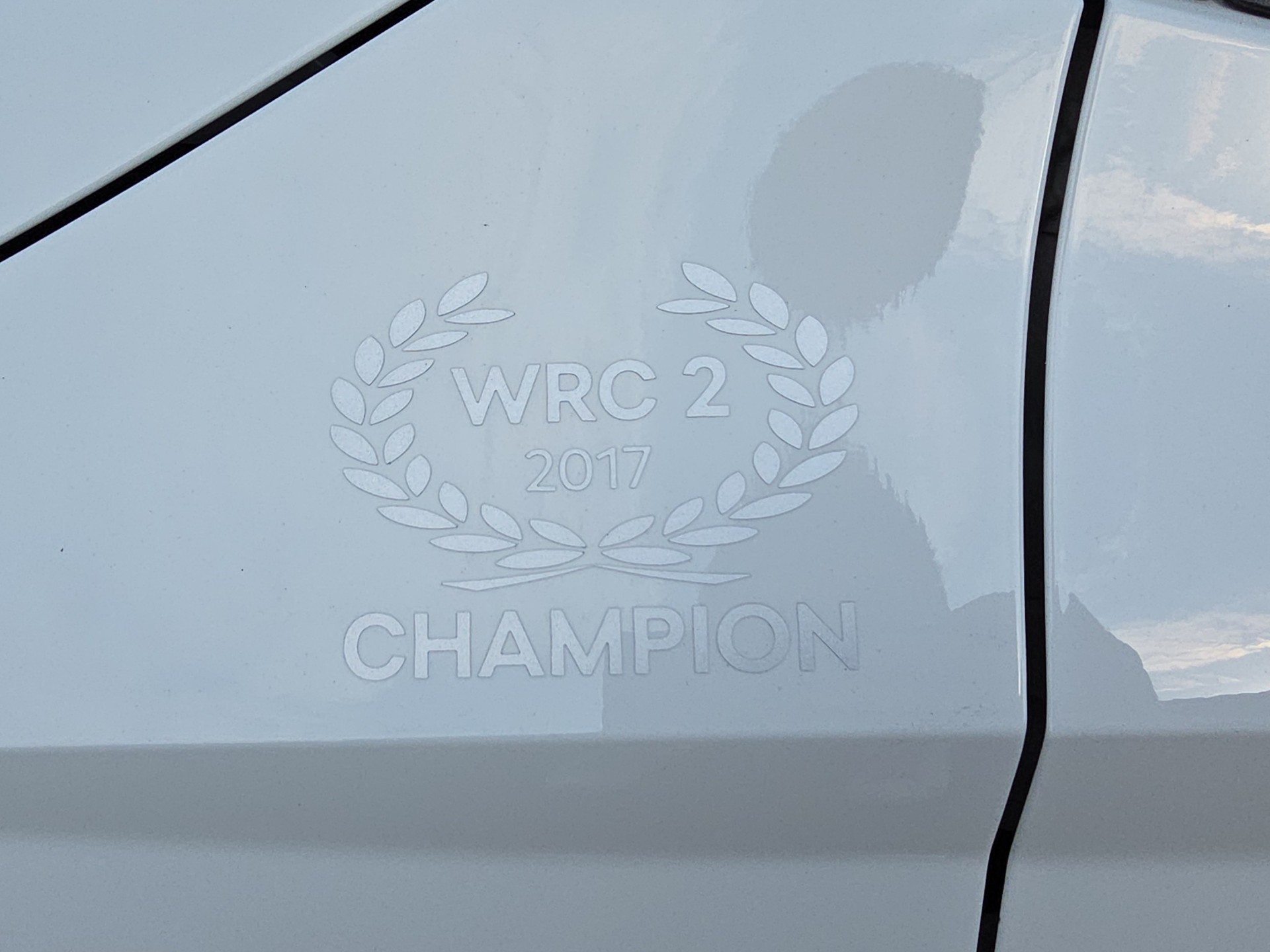 SKODA Fabia 1.4 TSI R5 DSG-image-12