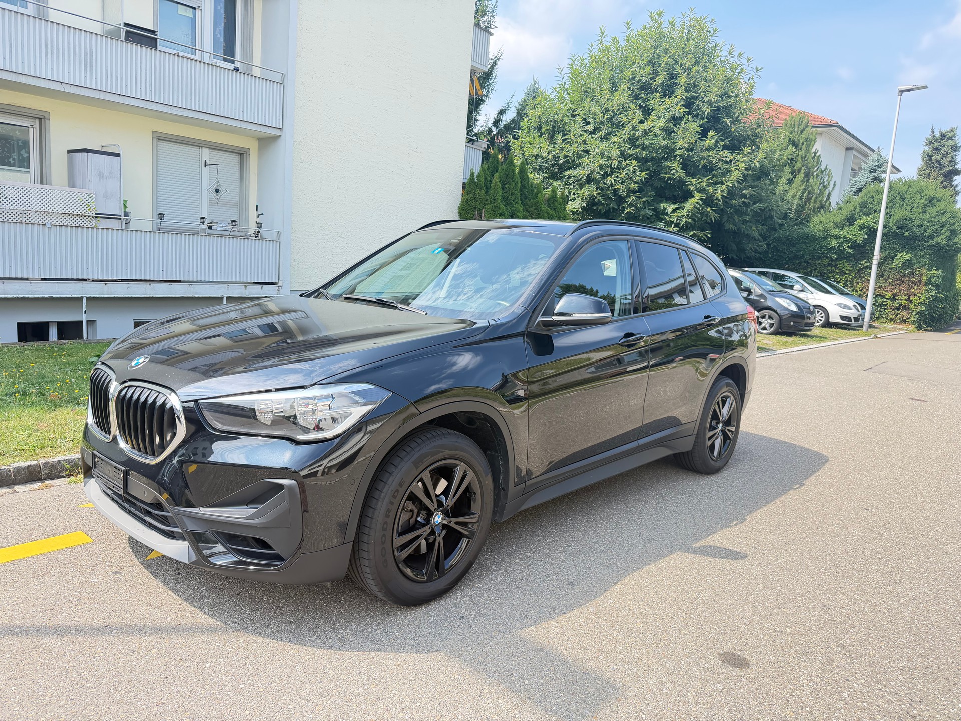 BMW X1 sDrive 18i Essential Edition Steptronic DSK/ FRISCH AB MFK. 31. 07. 2026. & SERVICE-image-1