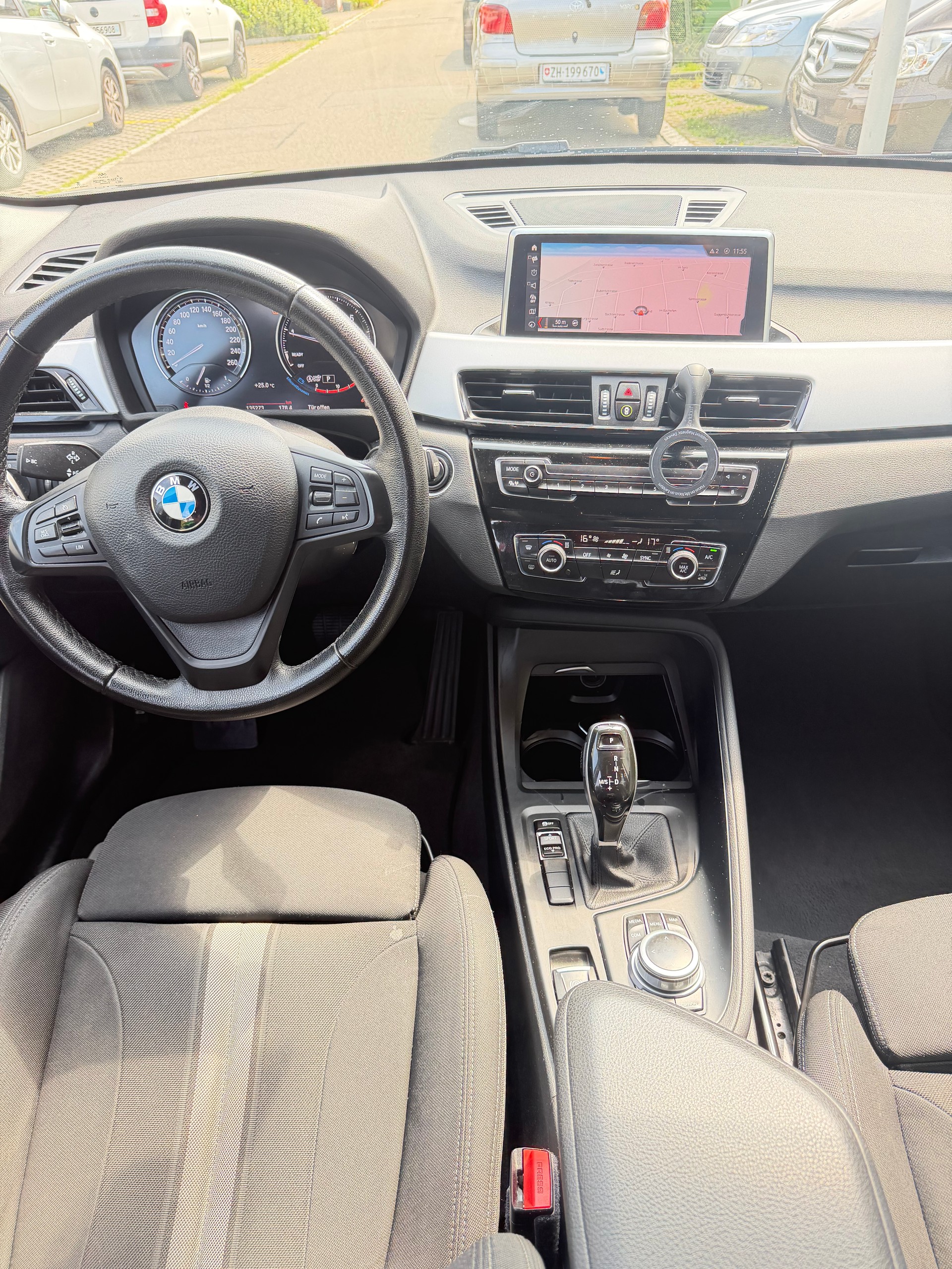 BMW X1 sDrive 18i Essential Edition Steptronic DSK/ FRISCH AB MFK. 31. 07. 2026. & SERVICE-image-11