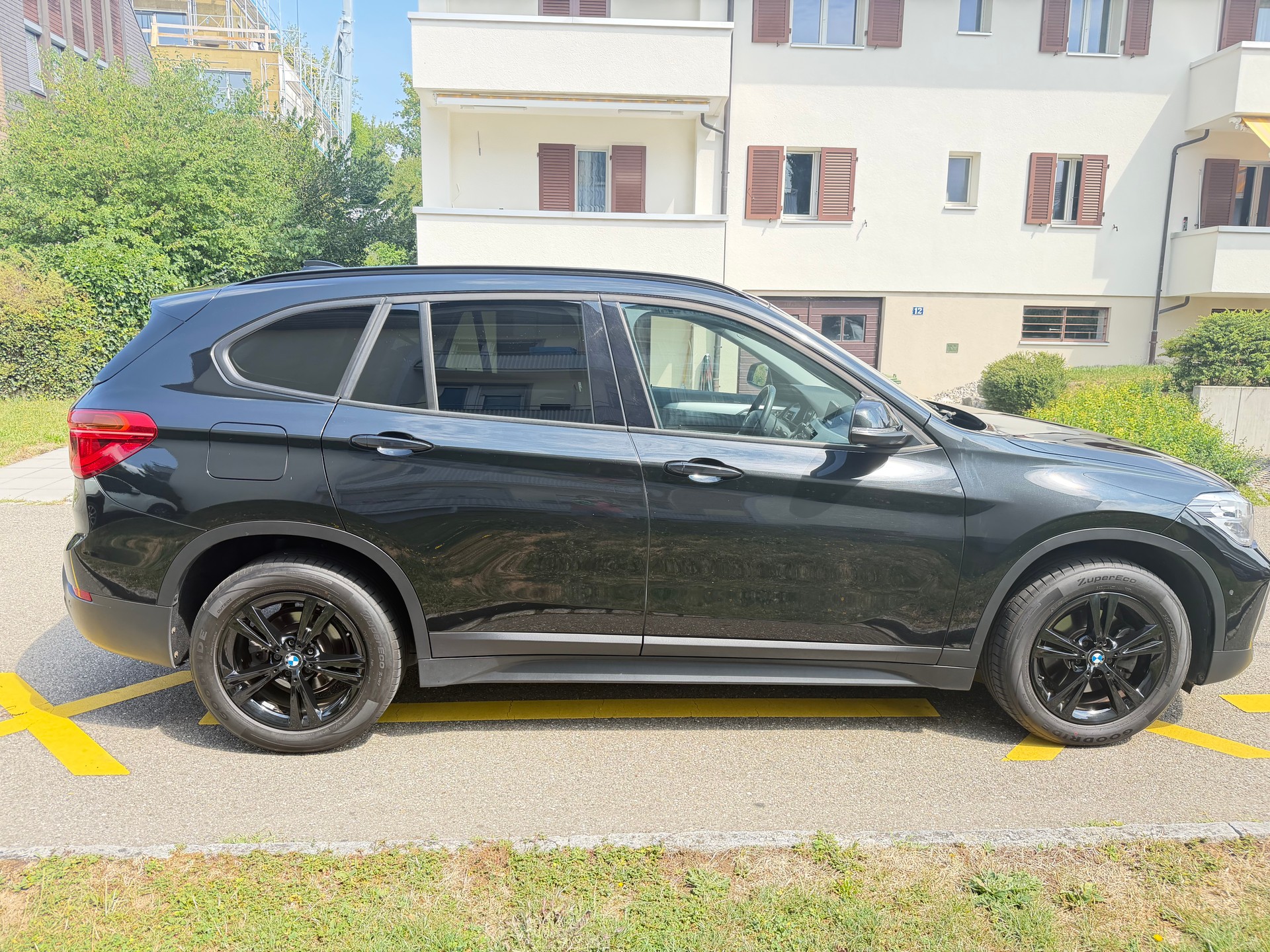 BMW X1 sDrive 18i Essential Edition Steptronic DSK/ FRISCH AB MFK. 31. 07. 2026. & SERVICE-image-8