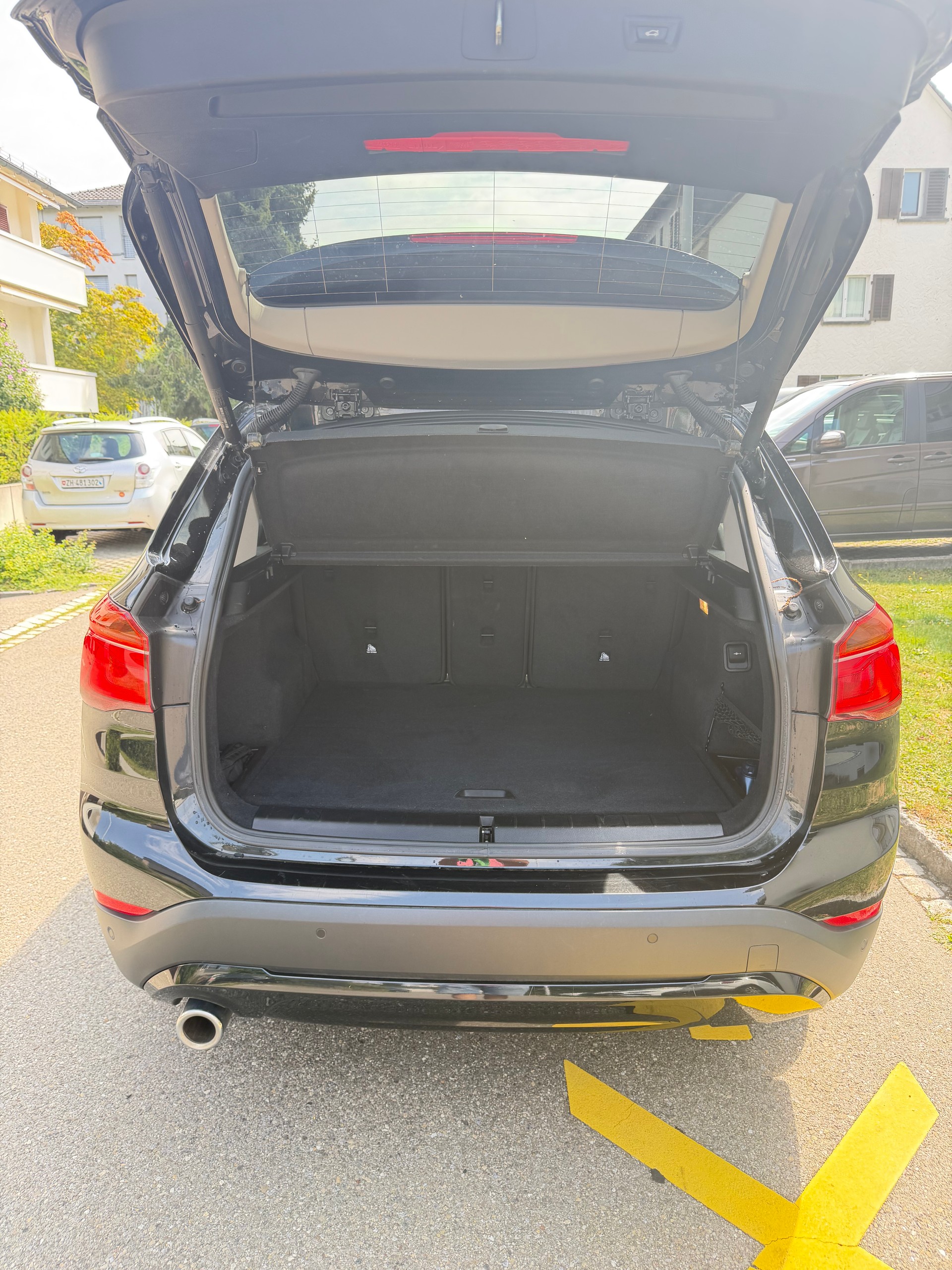 BMW X1 sDrive 18i Essential Edition Steptronic DSK/ FRISCH AB MFK. 31. 07. 2026. & SERVICE-image-5