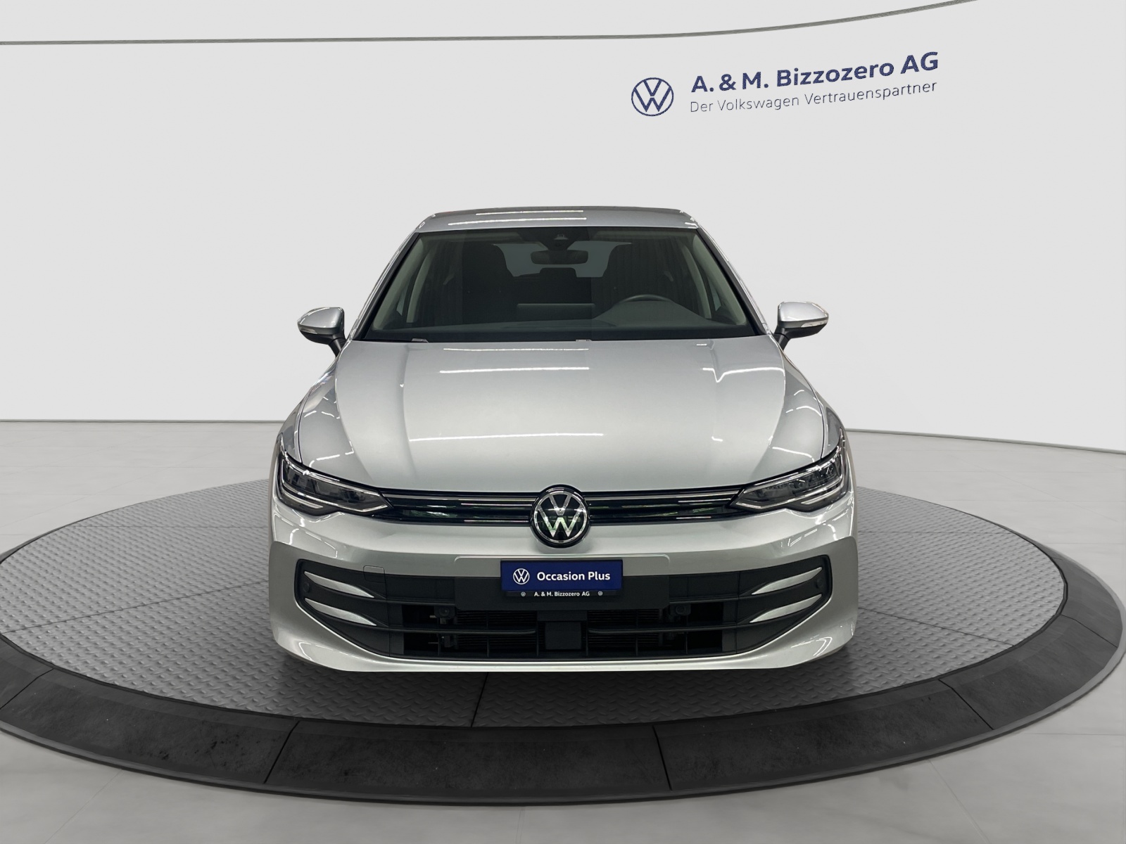 VW Golf 1.5 e TSI mHEV United DSG-image-7