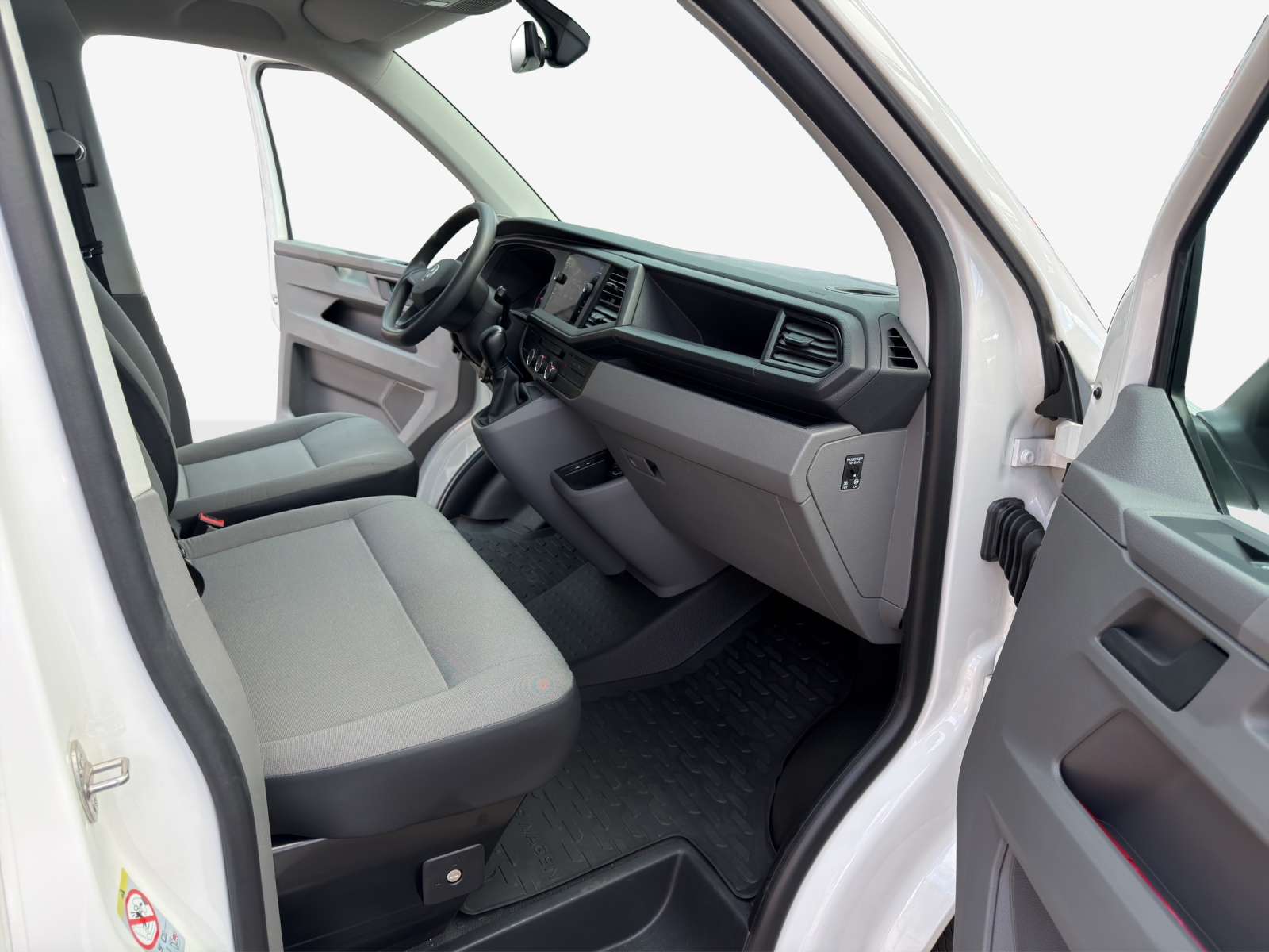 VW T6.1 2.0 TDI DSG-image-14