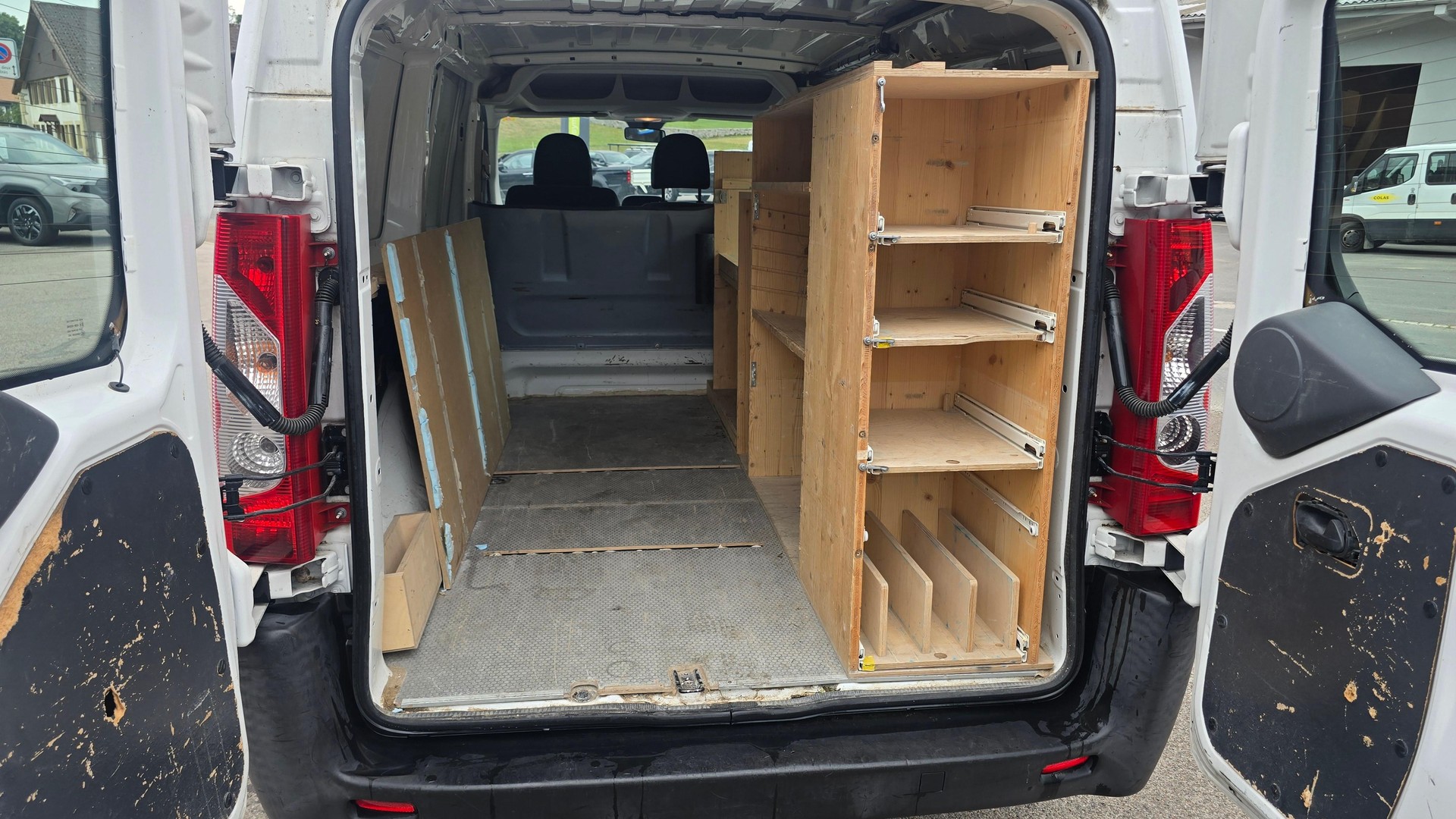 TOYOTA PROACE Van H1 LWB 2.0 D Terra-image-12