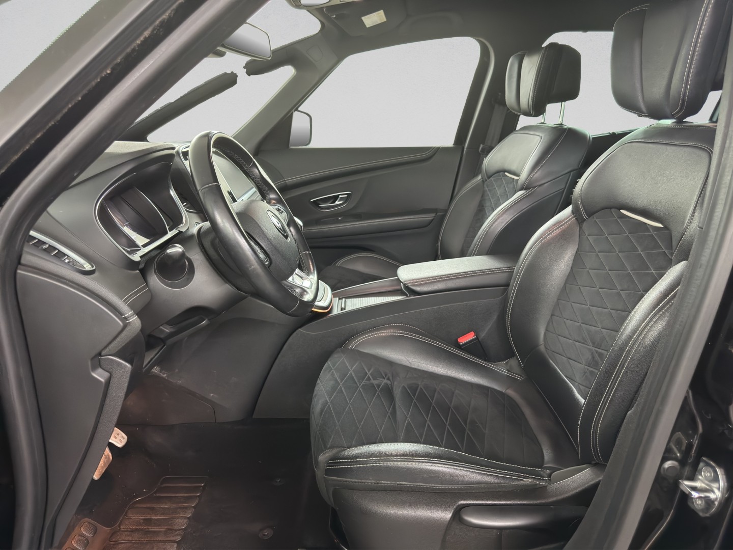 RENAULT Grand Scénic 1.3 16V Turbo Executive EDC-image-8