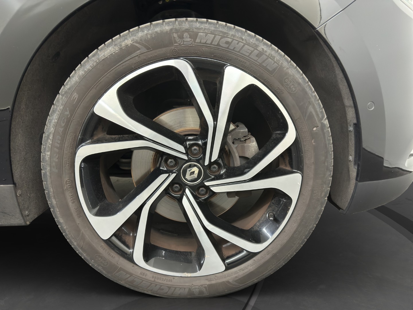 RENAULT Grand Scénic 1.3 16V Turbo Executive EDC-image-28