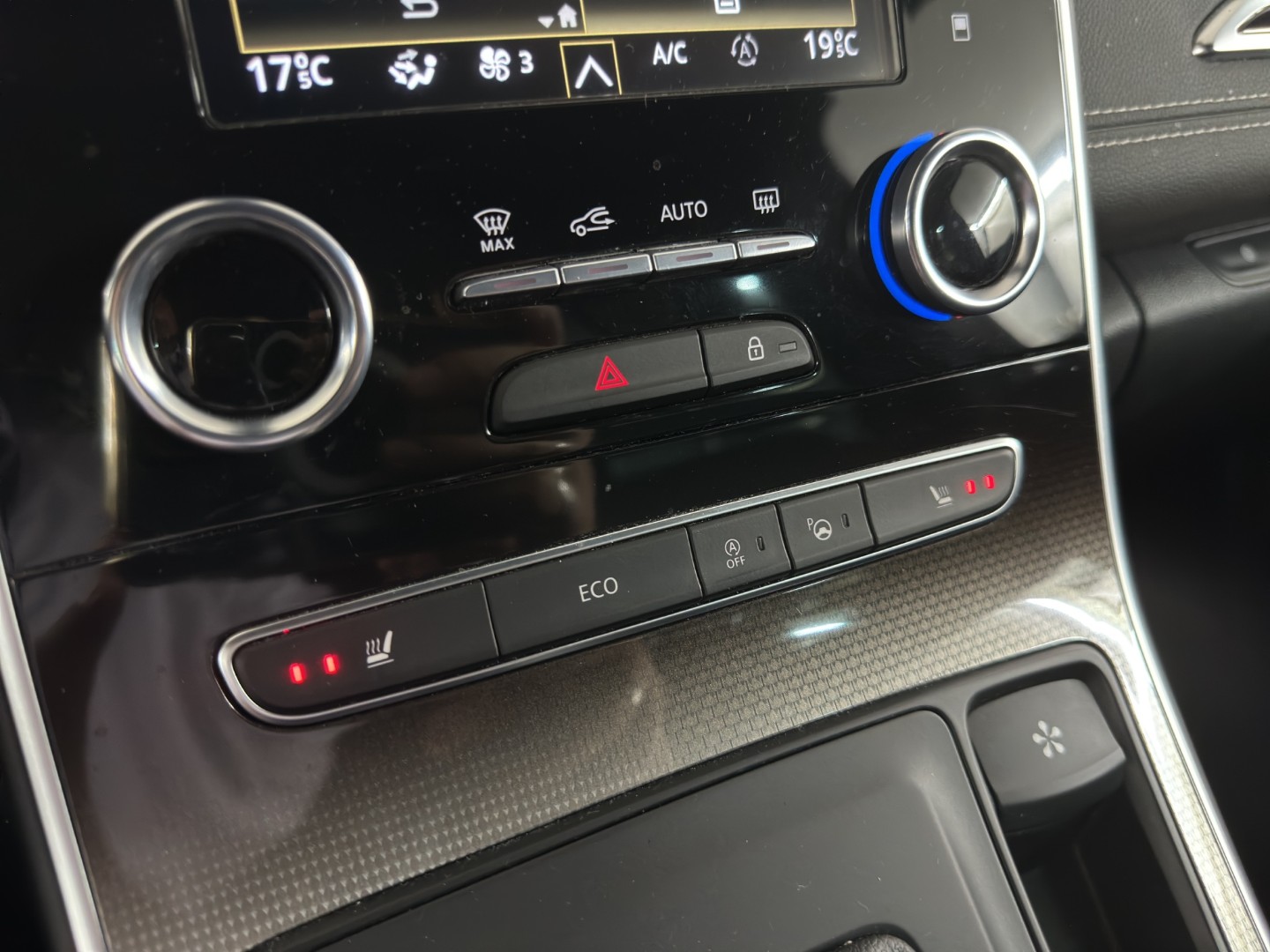 RENAULT Grand Scénic 1.3 16V Turbo Executive EDC-image-15