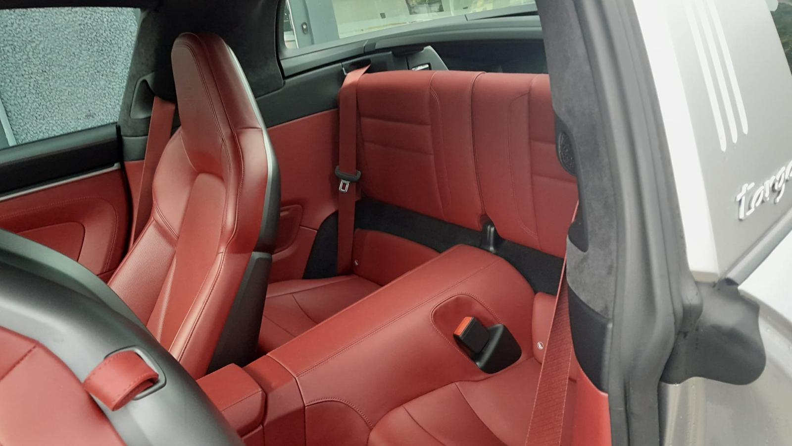 PORSCHE 911 Targa 4S-image-9