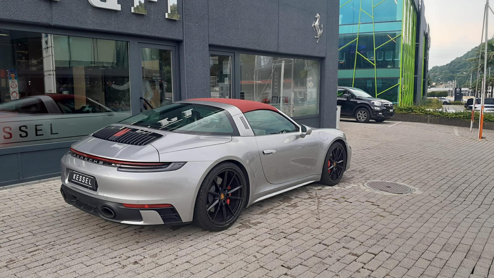PORSCHE 911 Targa 4S-image-6