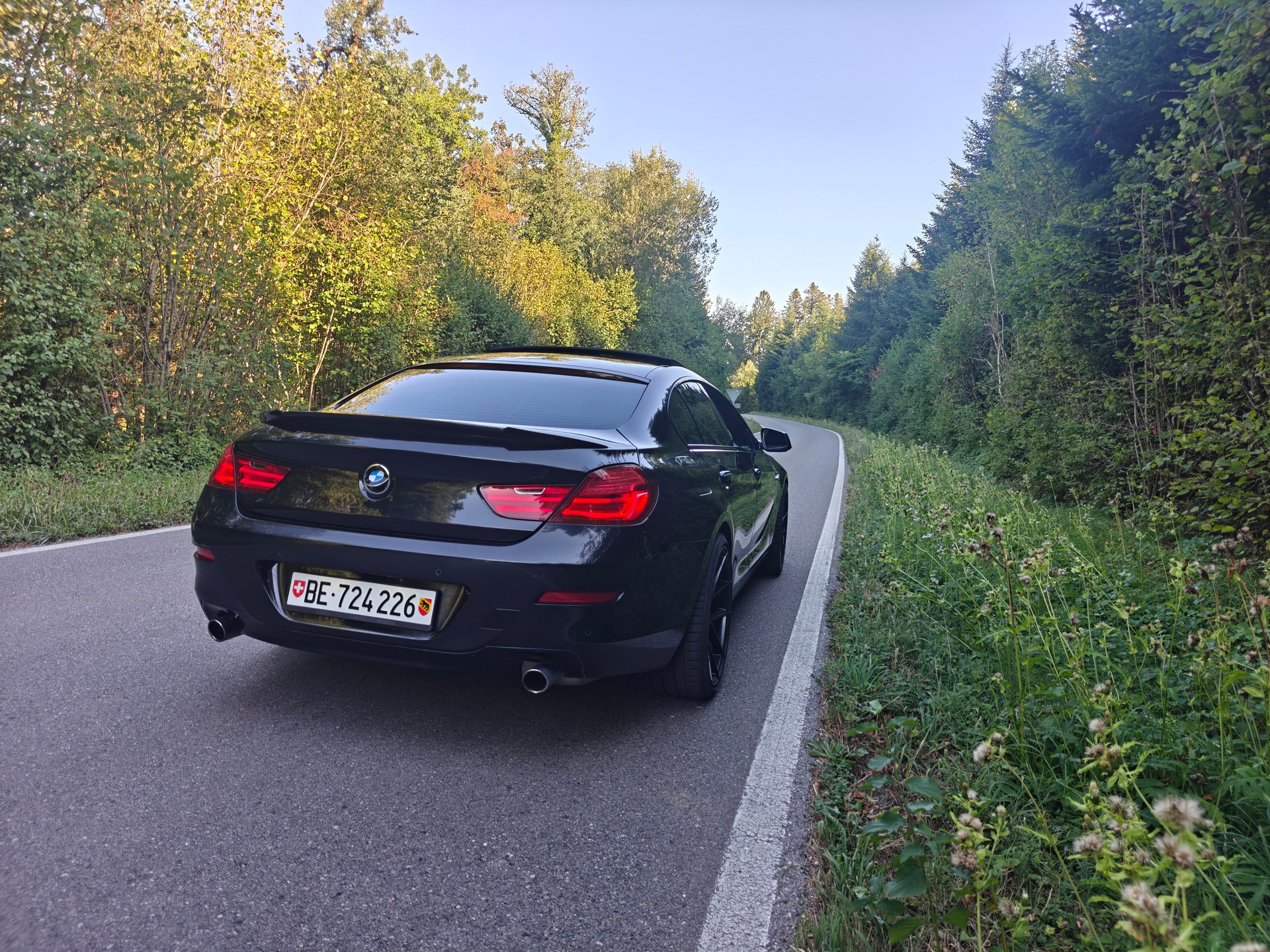 BMW 640i-image-6
