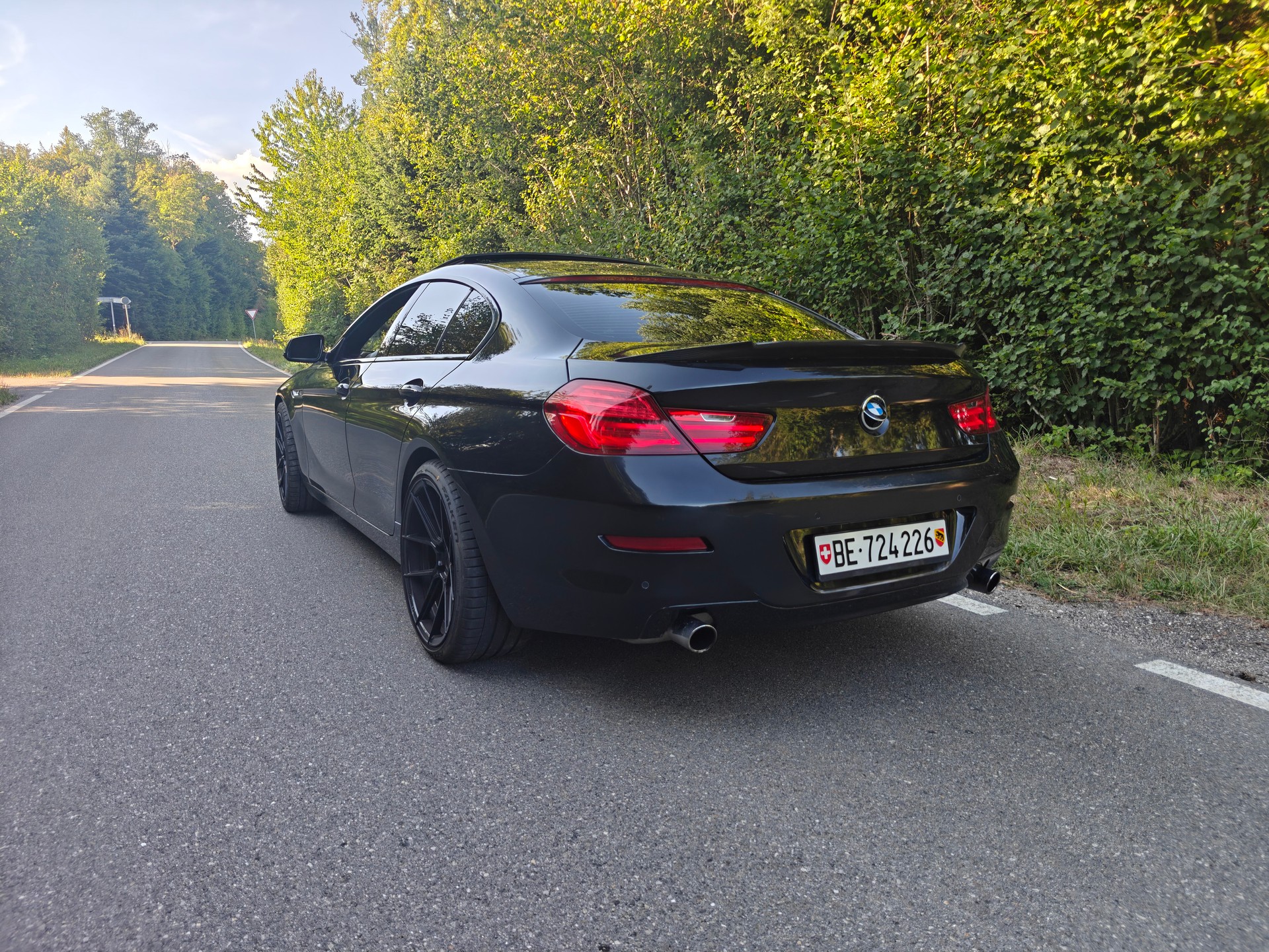 BMW 640i-image-7