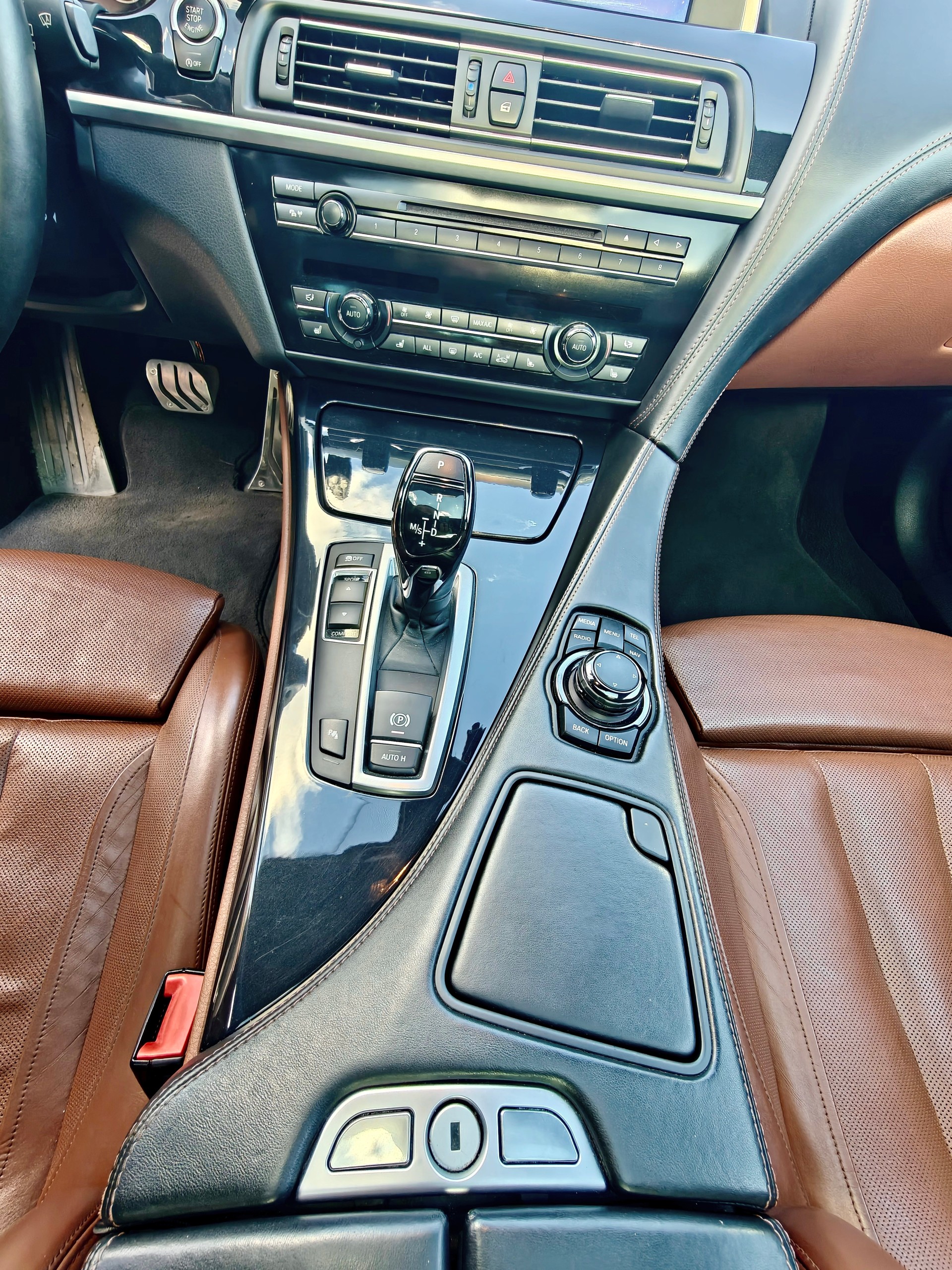 BMW 640i-image-17