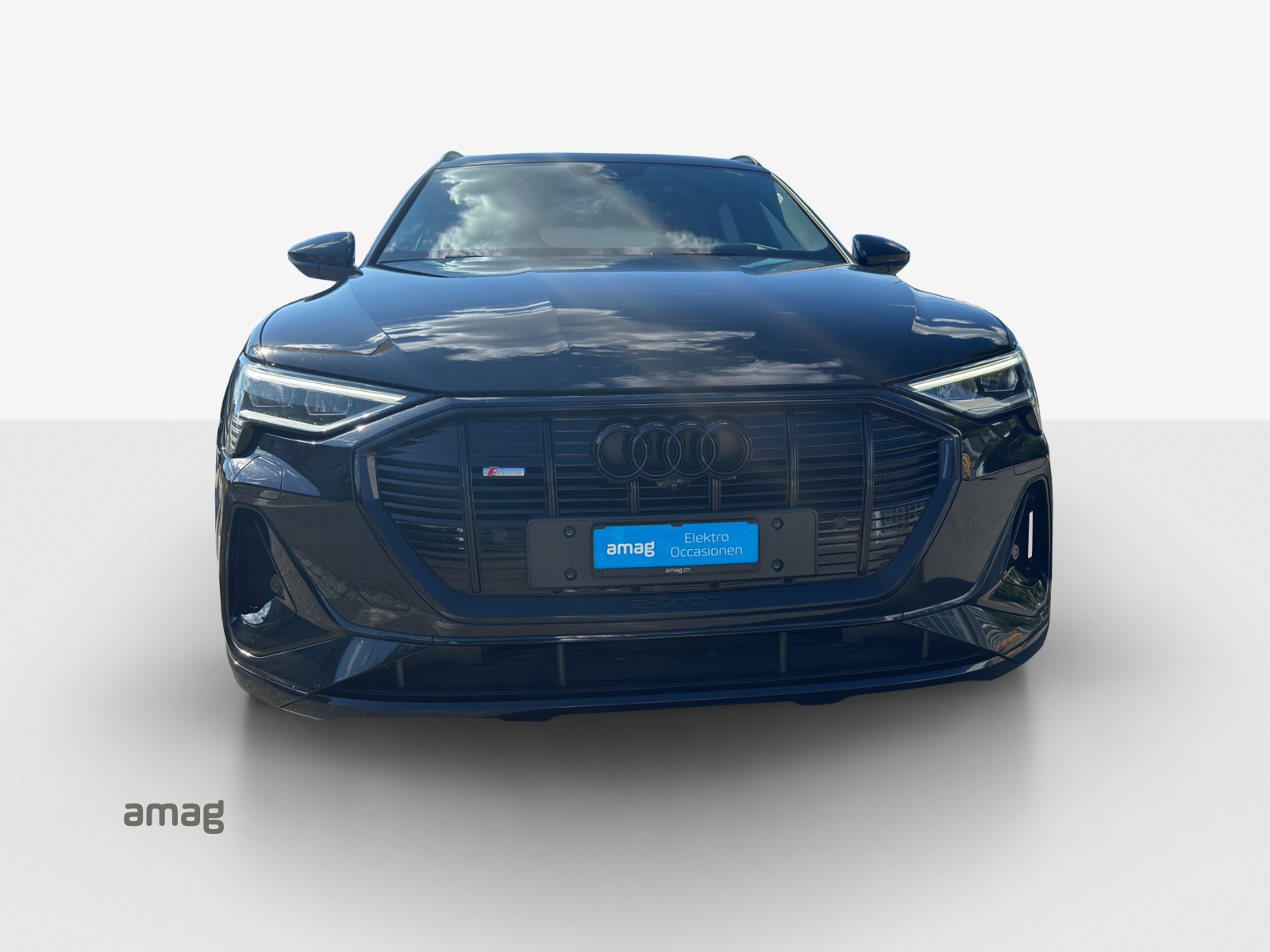 AUDI e-tron 55 S Line quattro-image-7