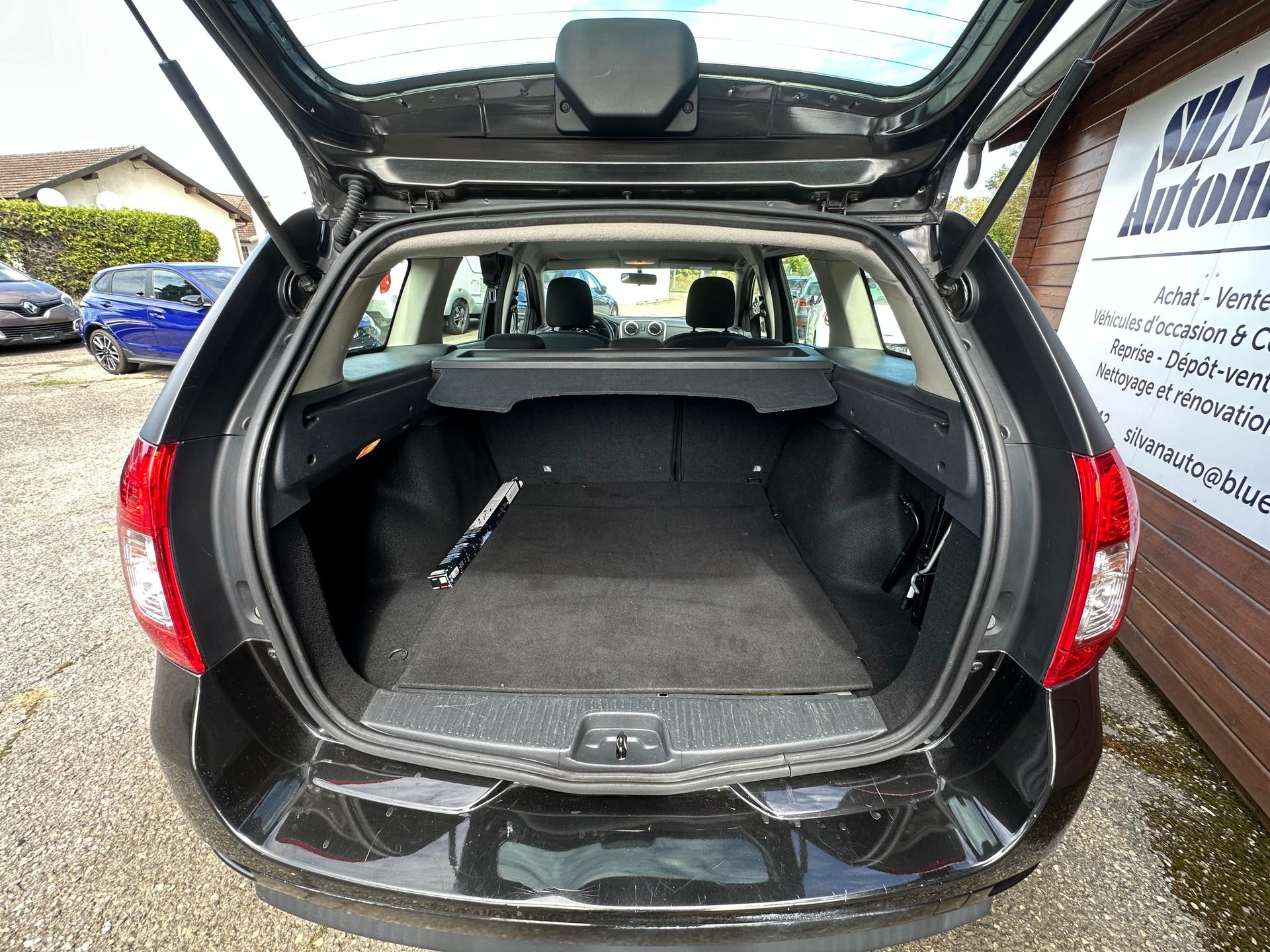 DACIA Logan MCV 0.9 Supreme-image-6