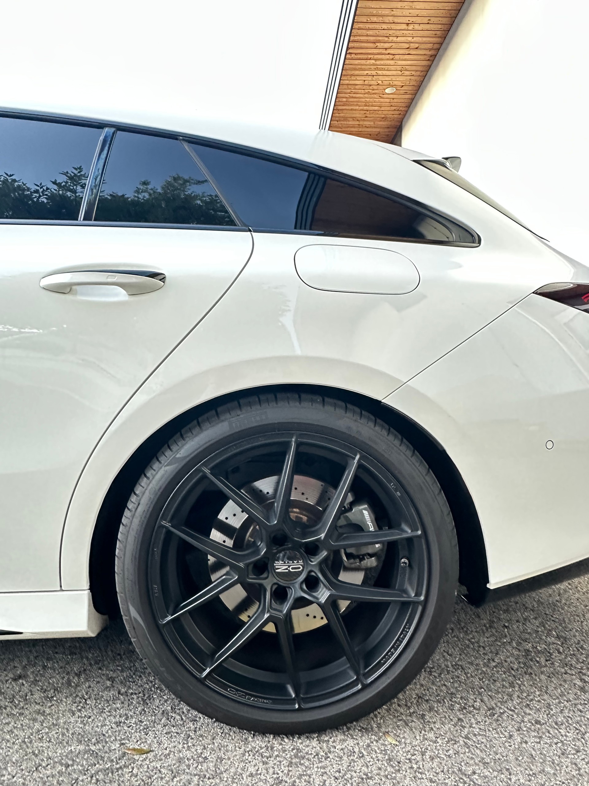 MERCEDES-BENZ CLA 45 AMG 4matic+-image-2