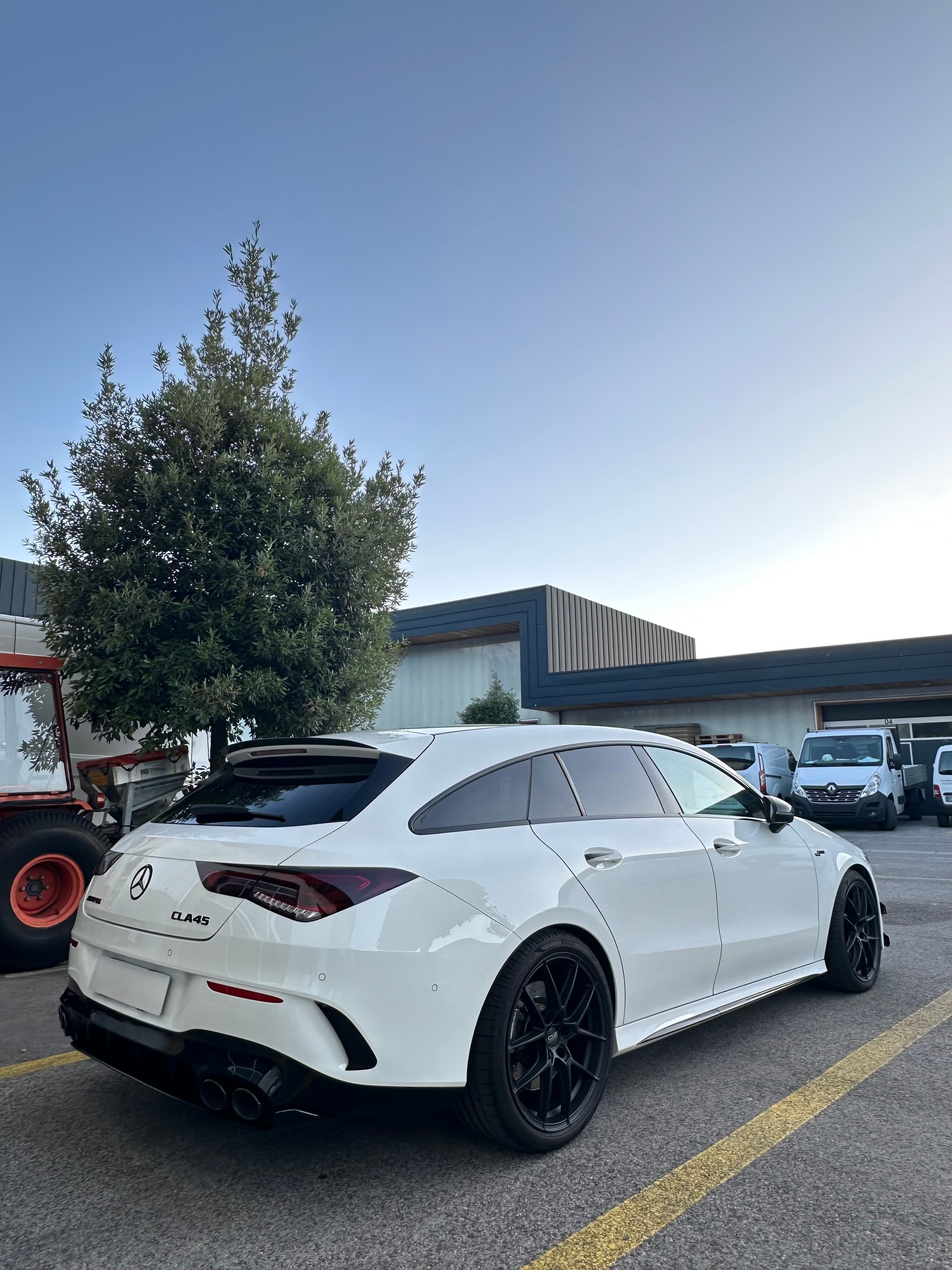 MERCEDES-BENZ CLA 45 AMG 4matic+-image-1