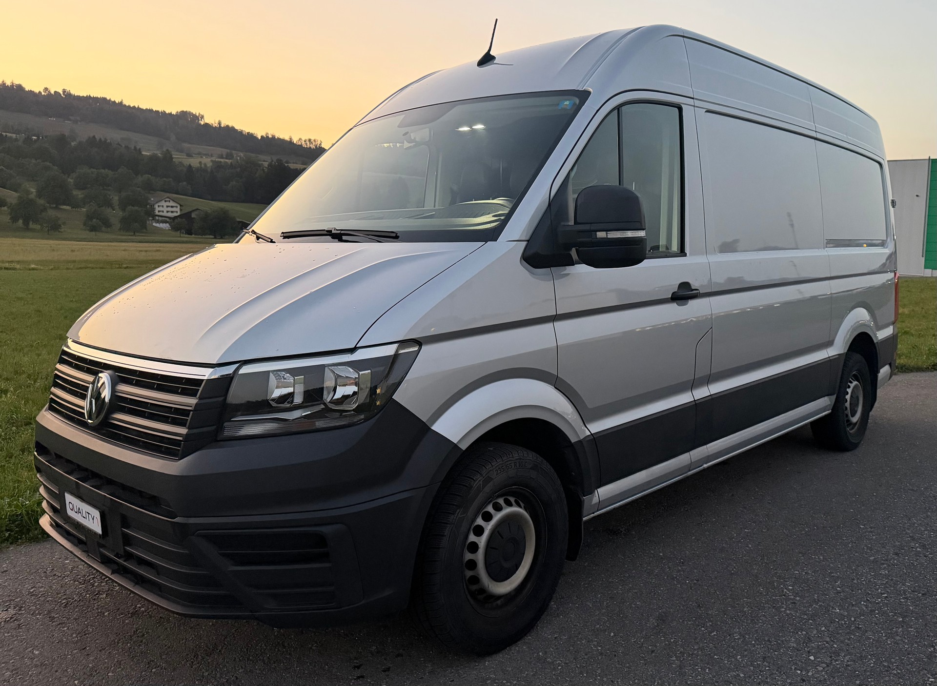 VW Crafter 35 2.0 BiTDI Entry L3 RWD-image-1