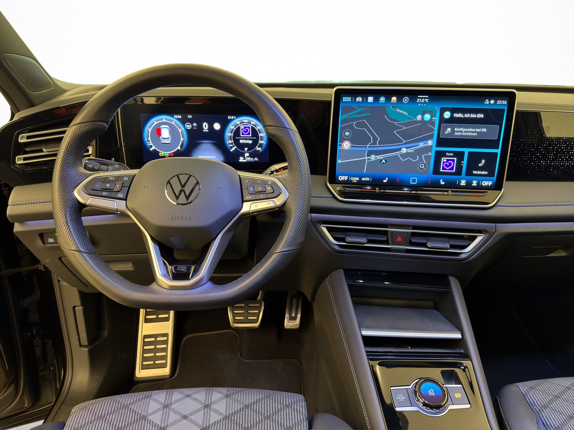 VW Tiguan 2.0 TSI R-Line DSG 4 motion-image-8