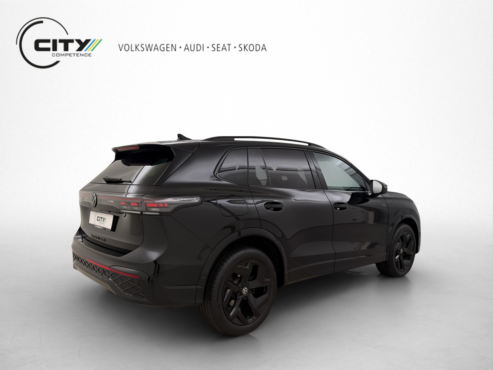 VW Tiguan 2.0 TSI R-Line DSG 4 motion-image-2