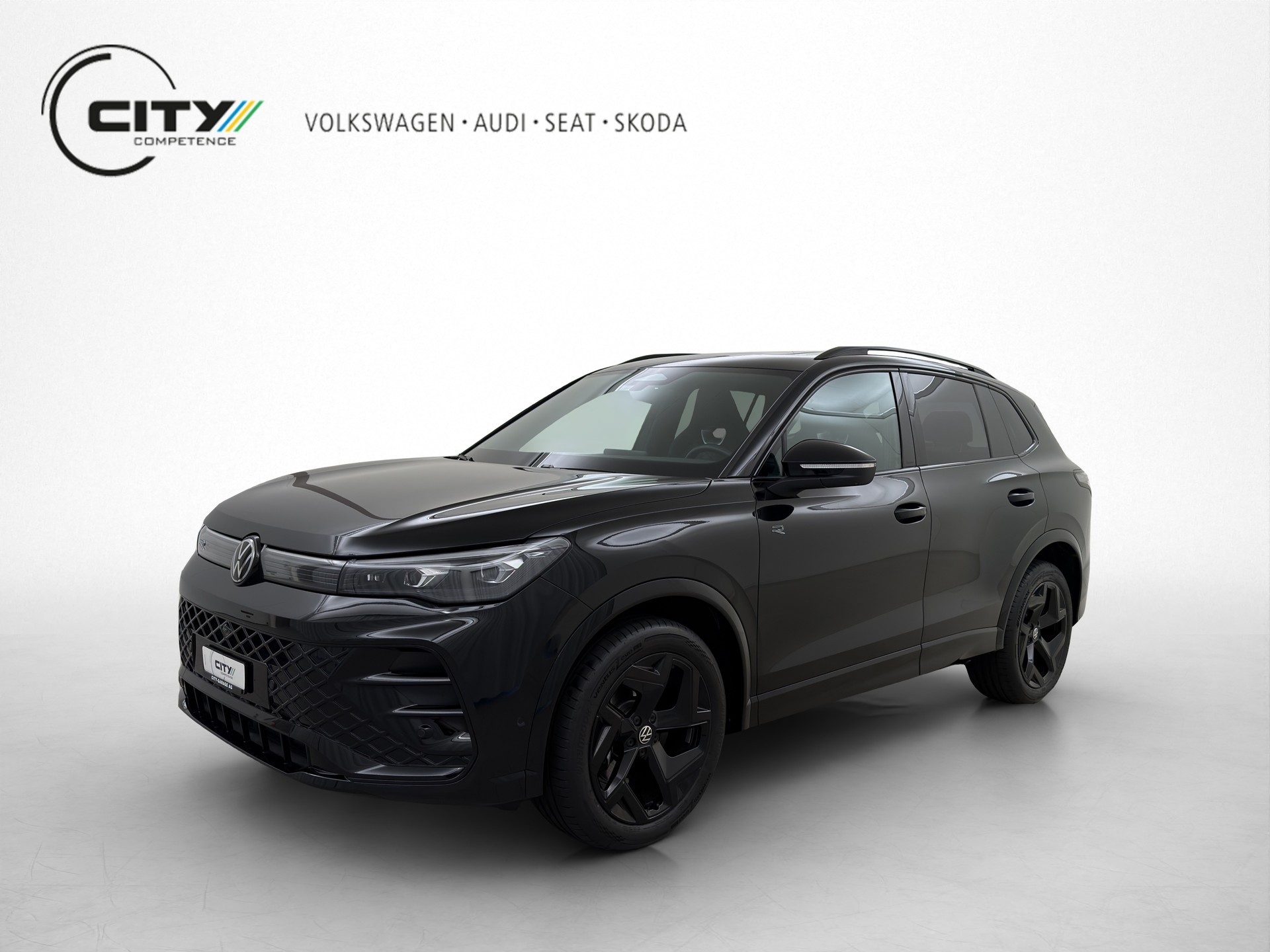 VW Tiguan 2.0 TSI R-Line DSG 4 motion-image-0