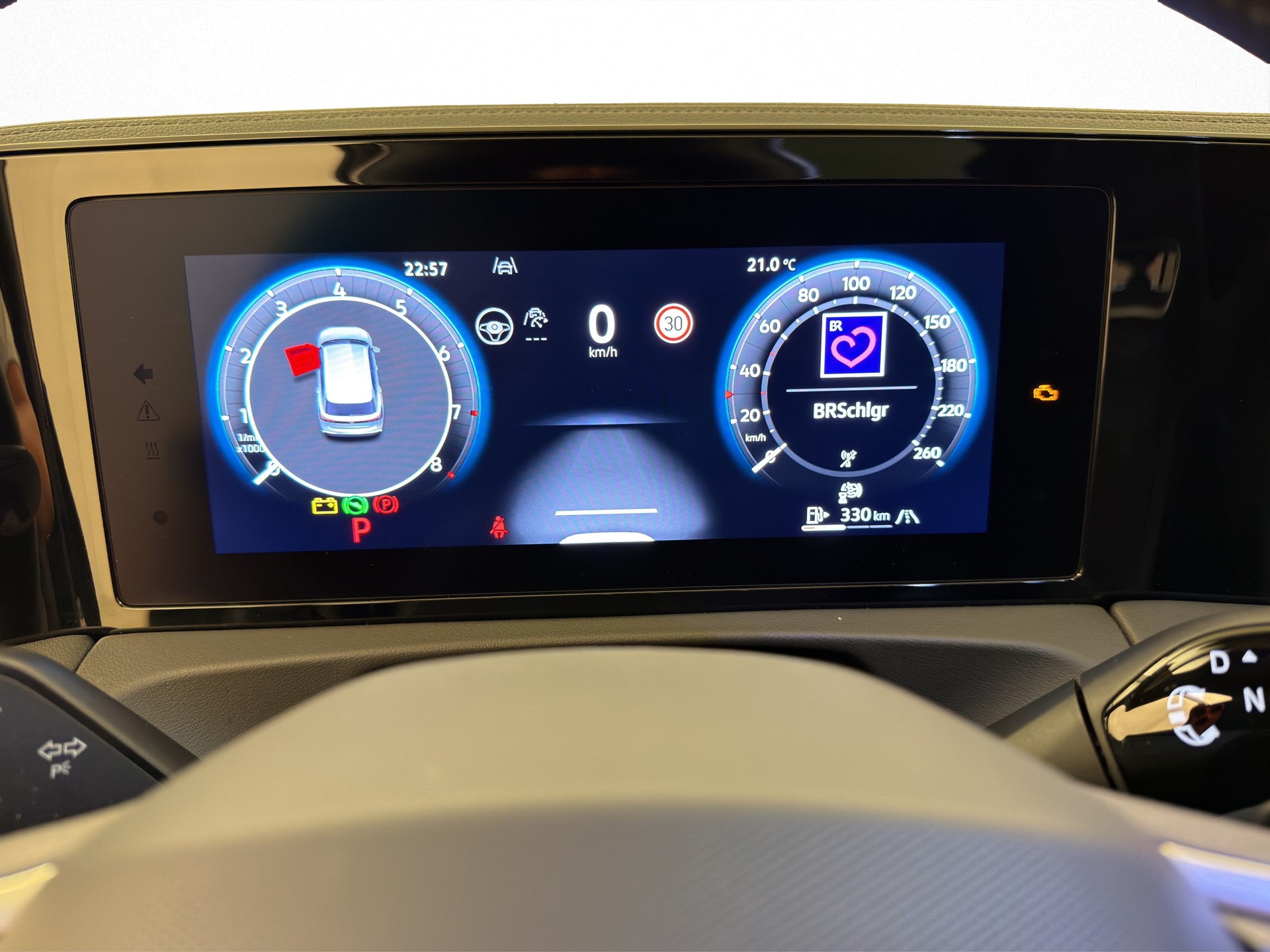 VW Tiguan 2.0 TSI R-Line DSG 4 motion-image-7