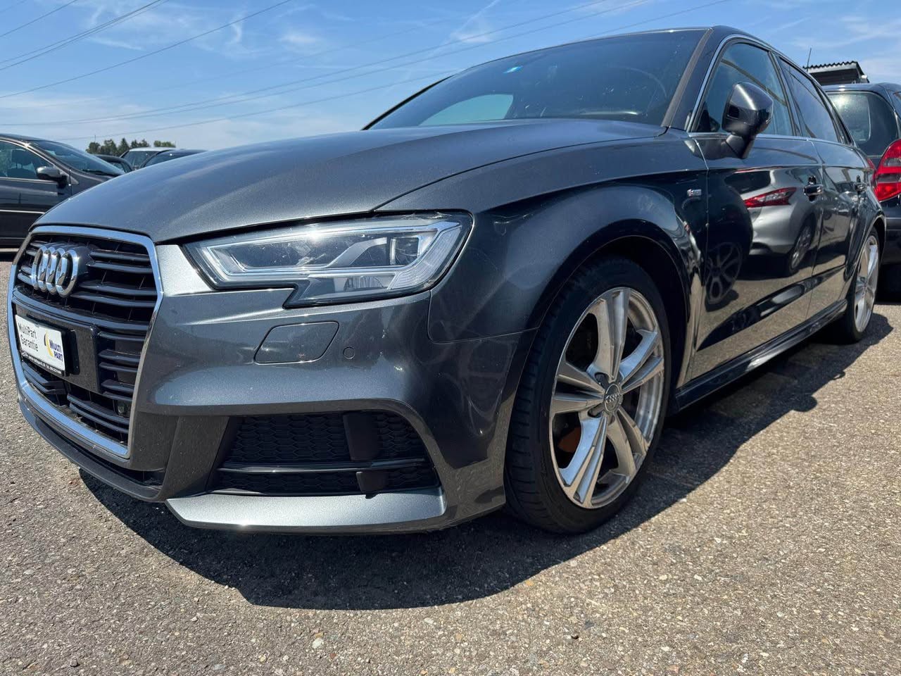 AUDI A3 Sportback 35 TFSI Design S-tronic-image-2