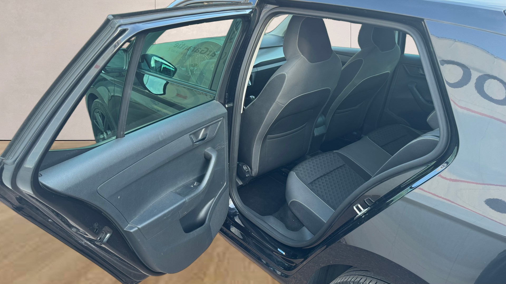 SKODA Fabia 1.2 TSI Style DSG-image-13
