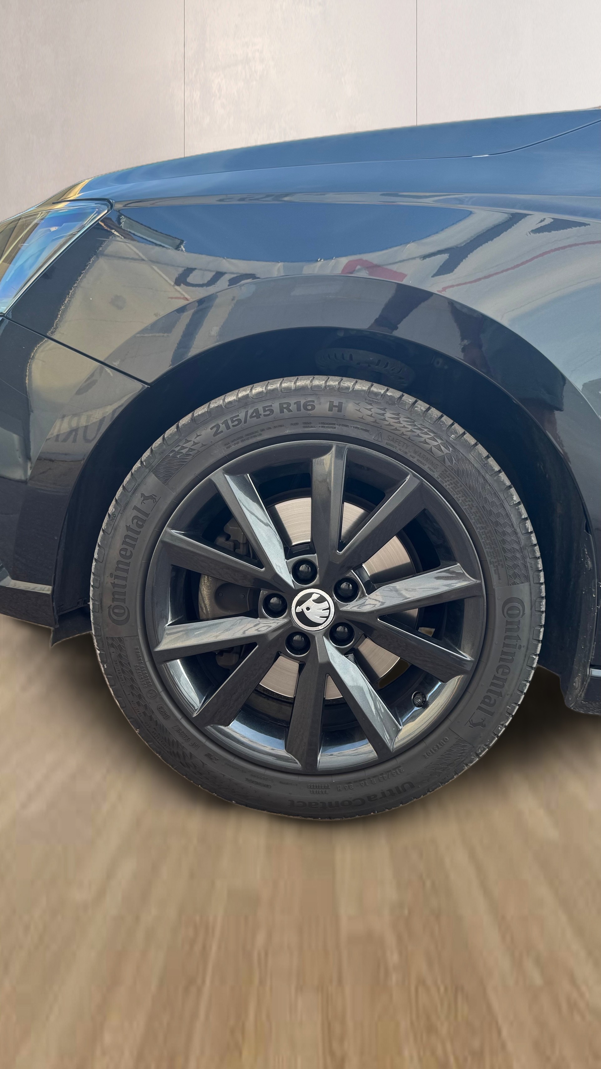 SKODA Fabia 1.2 TSI Style DSG-image-5