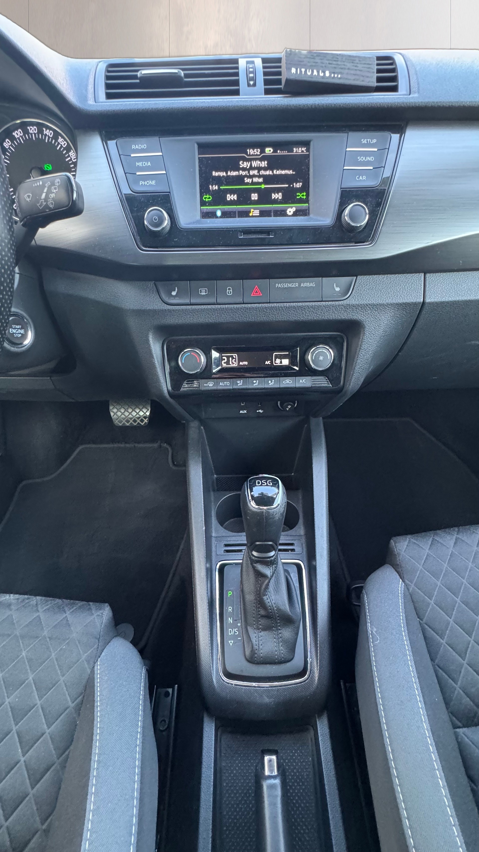 SKODA Fabia 1.2 TSI Style DSG-image-20