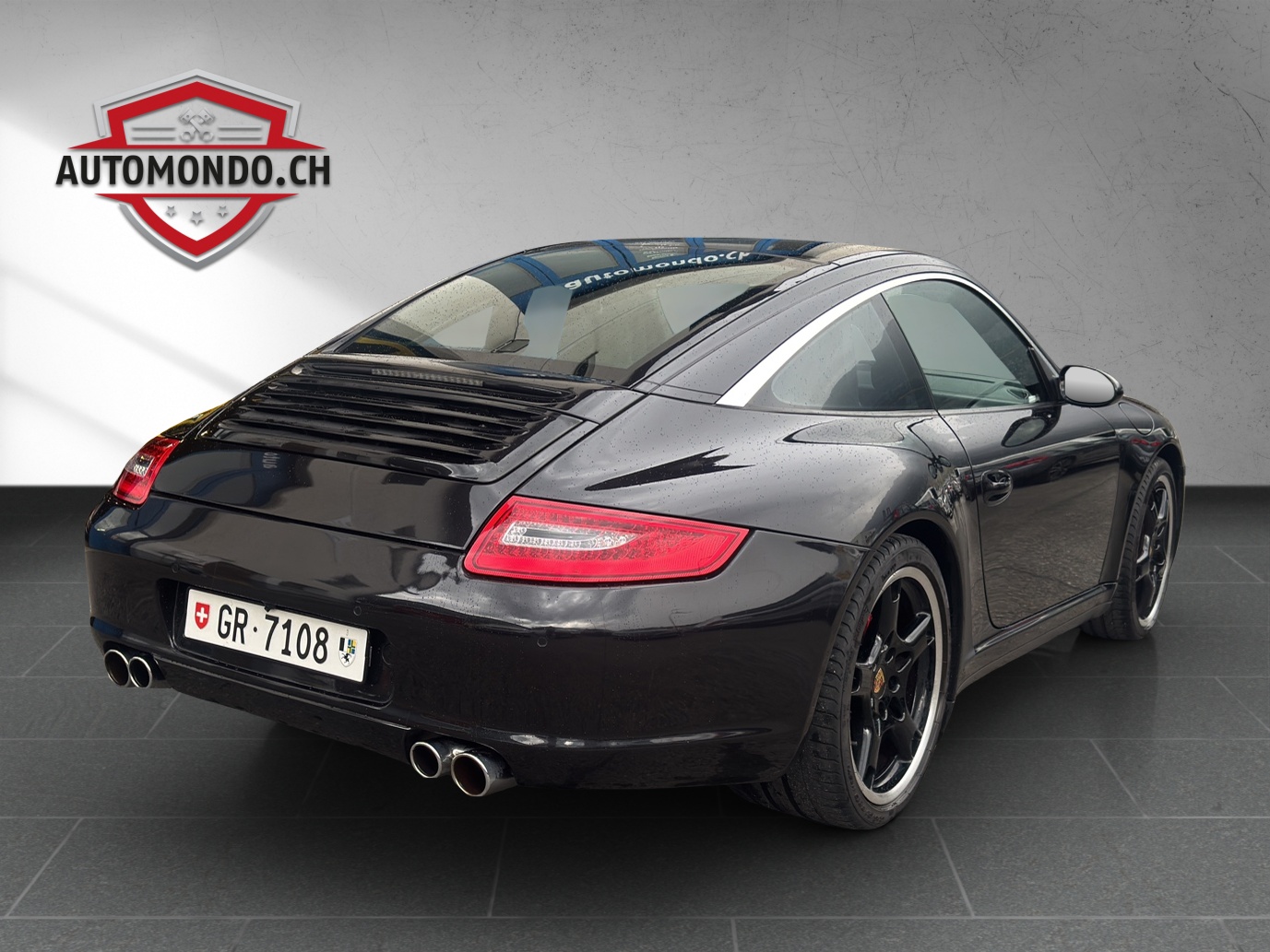 PORSCHE 911 Carrera 4S-image-4