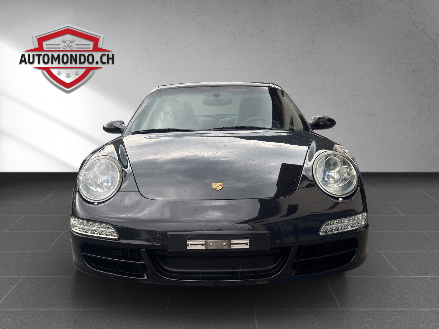 PORSCHE 911 Carrera 4S-image-2