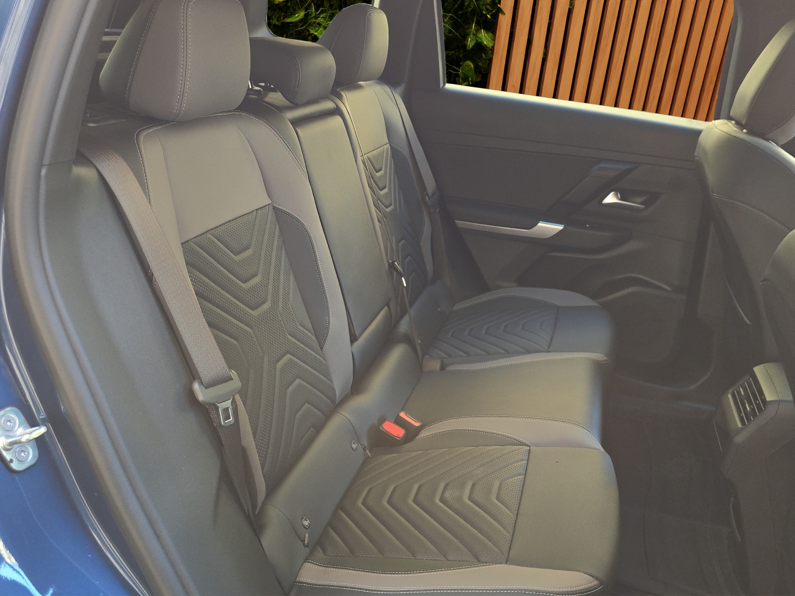 JEEP Compass Elektro 74kWh First Edition-image-16