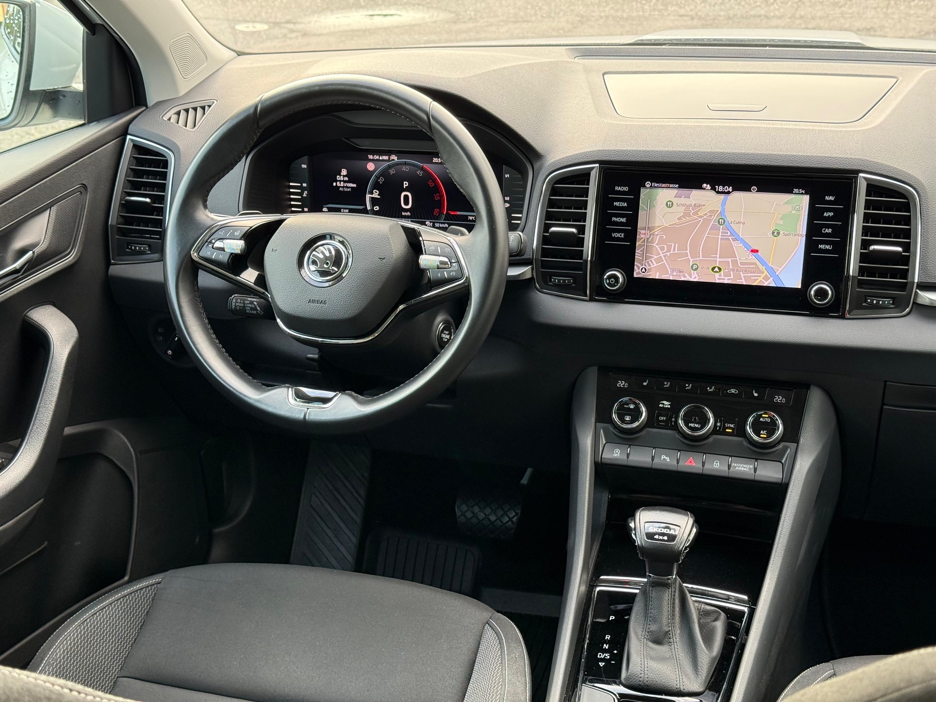 SKODA Karoq 2.0 TDI Ambition 4x4 DSG-image-12