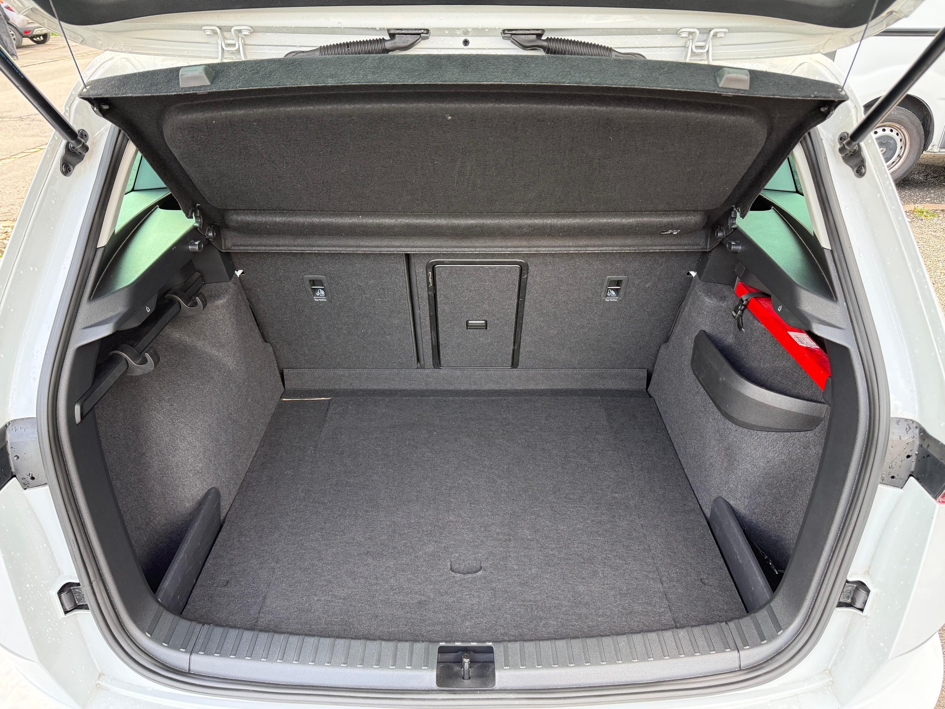 SKODA Karoq 2.0 TDI Ambition 4x4 DSG-image-10