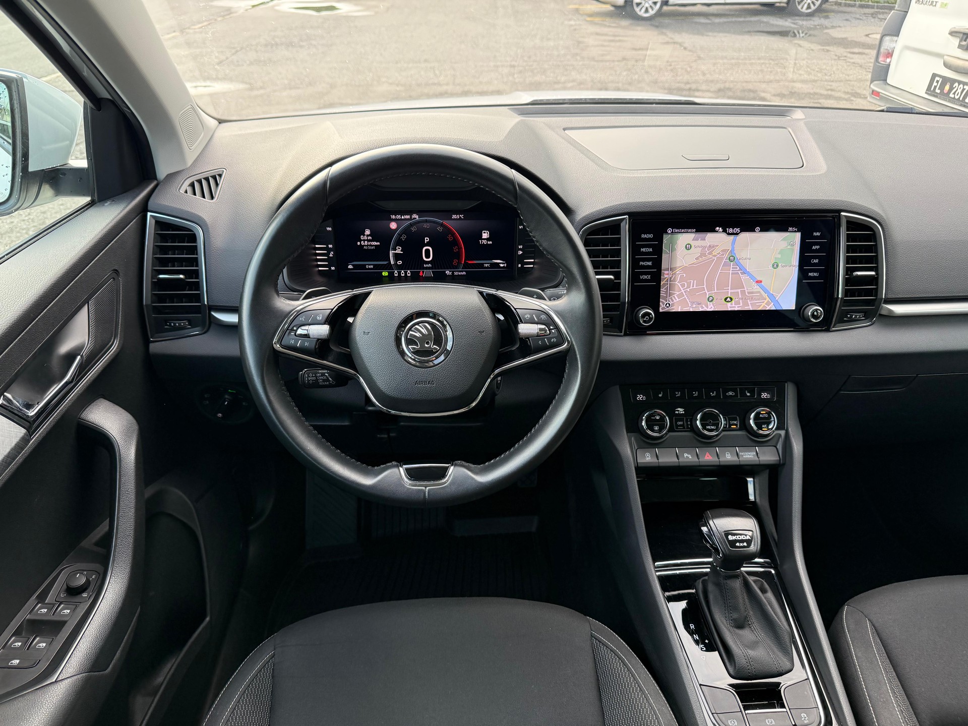 SKODA Karoq 2.0 TDI Ambition 4x4 DSG-image-13