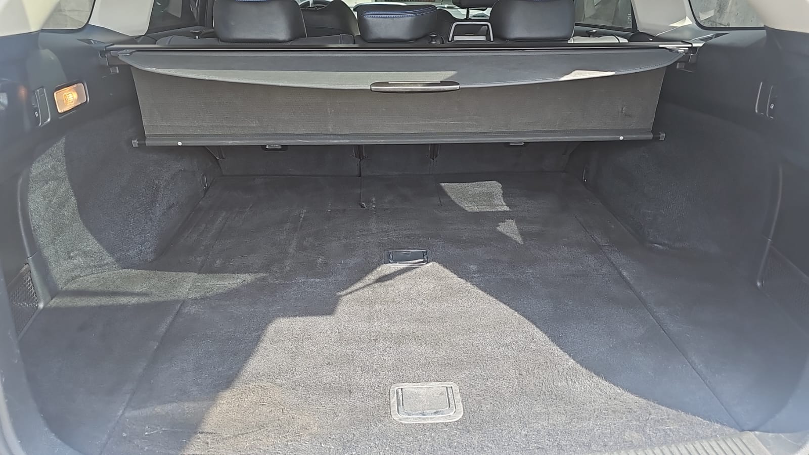 SUBARU Levorg 2.0i Luxury AWD Lineartronic-image-6