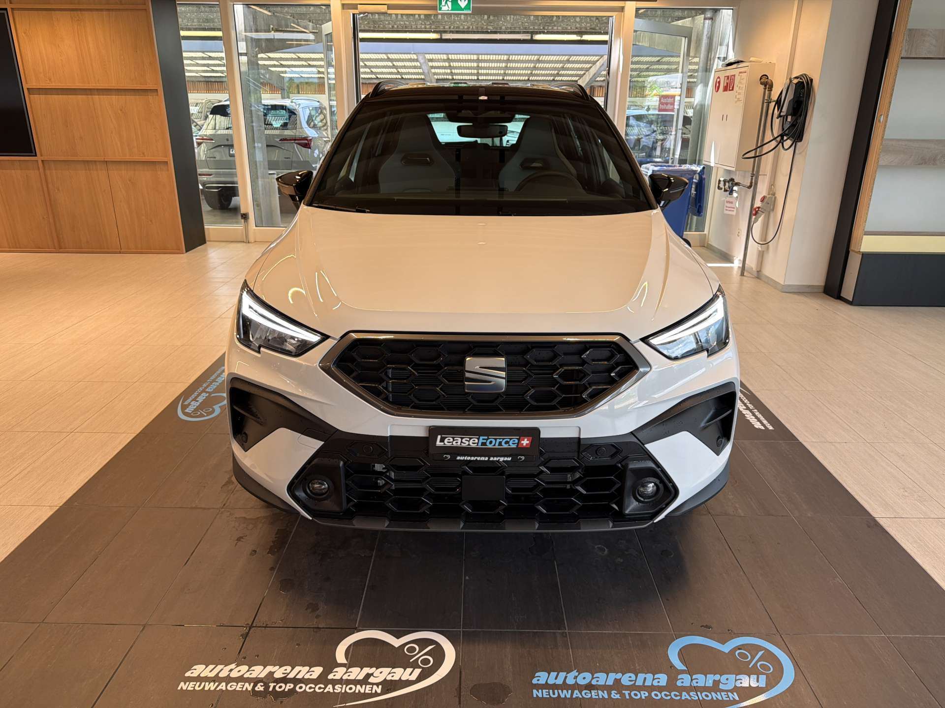 SEAT Arona 1.0 TSi Eco FR DSG-Automat-image-10