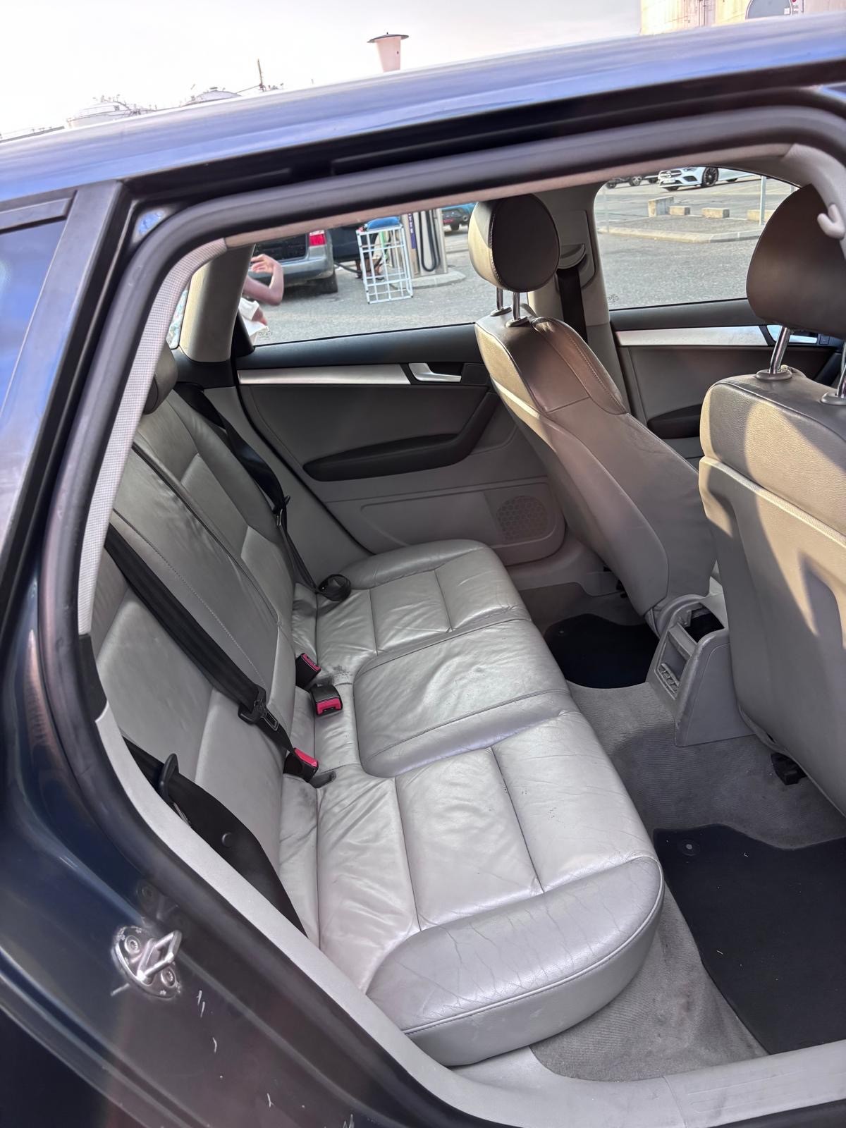AUDI 2.0 16V FSI Ambition-image-4