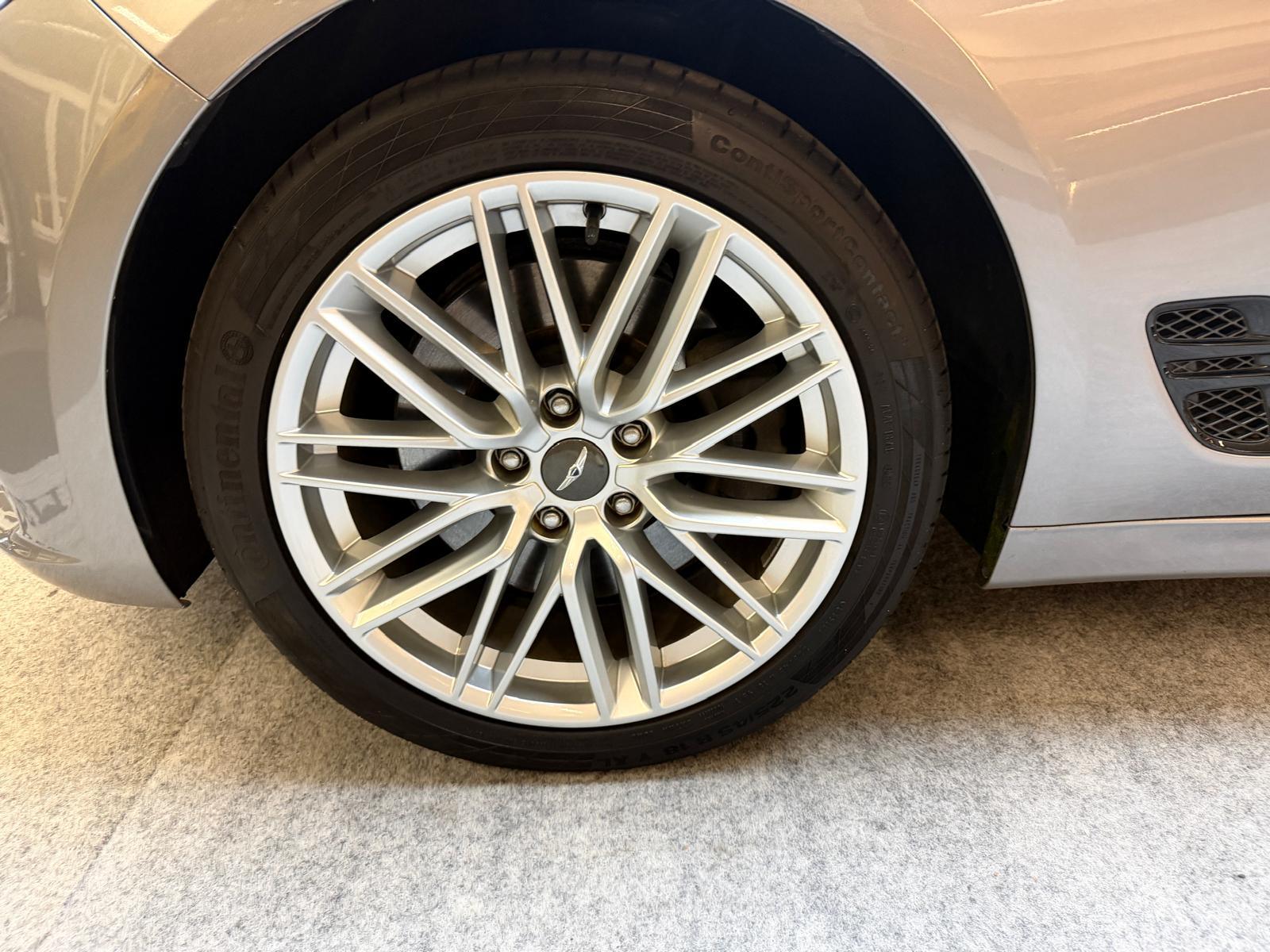 GENESIS G70 Shooting Brake 2.0T Premium-image-8