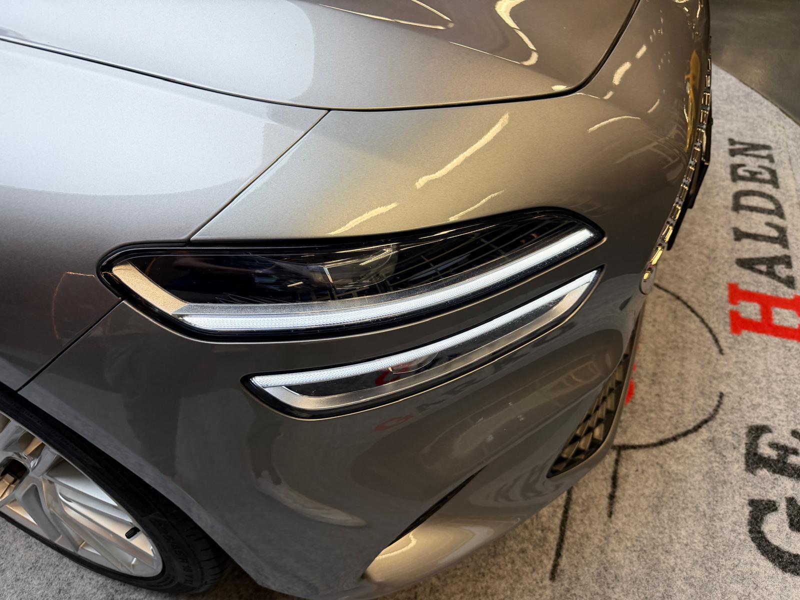 GENESIS G70 Shooting Brake 2.0T Premium-image-10
