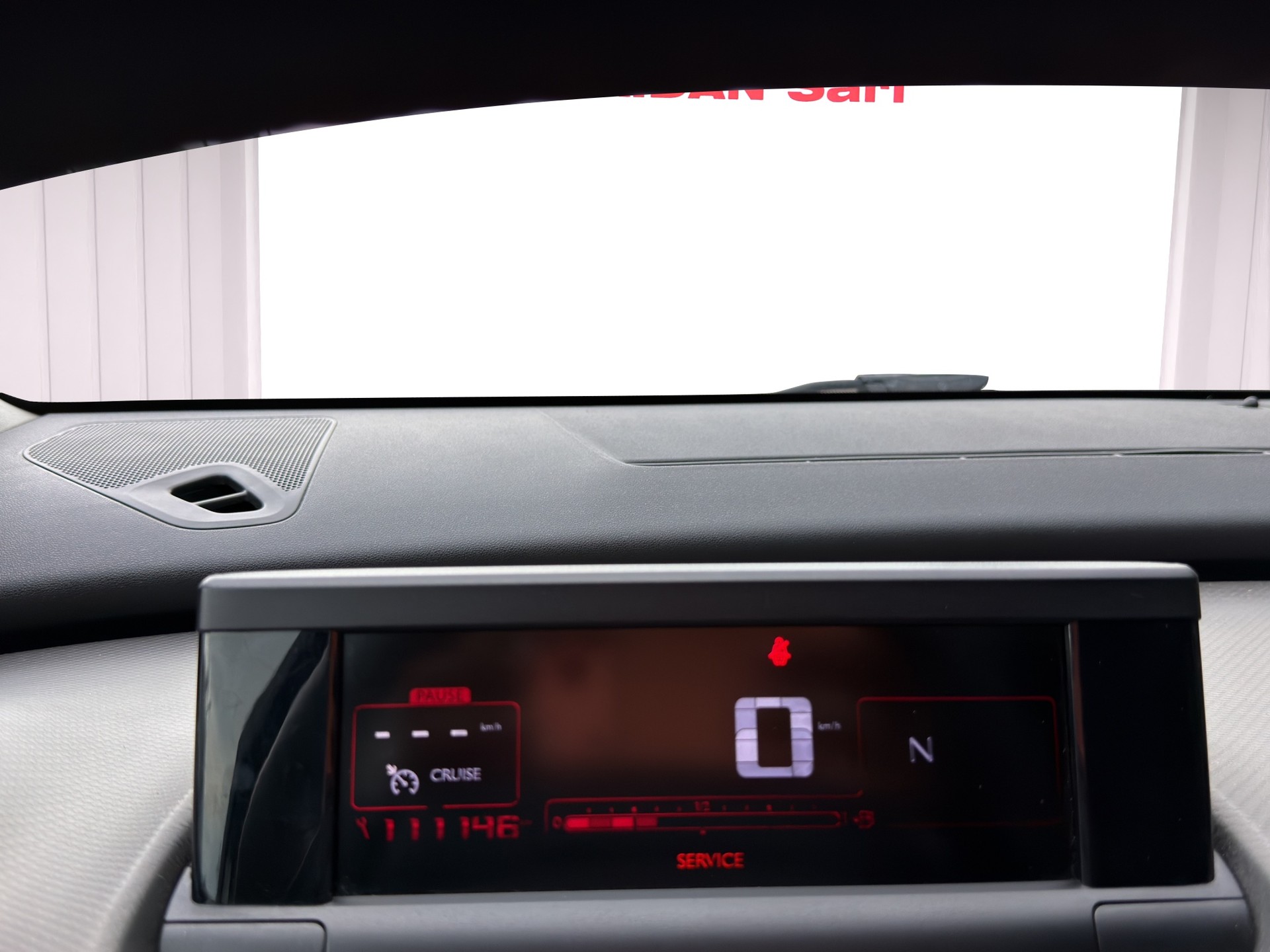 CITROEN C4 Cactus 1.2 e-VTi Feel Edition ETG-image-9