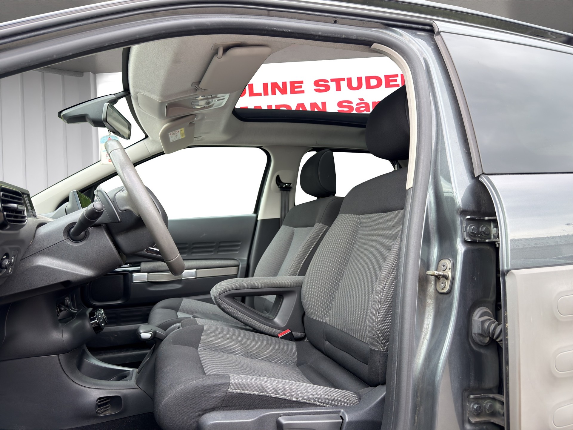 CITROEN C4 Cactus 1.2 e-VTi Feel Edition ETG-image-8