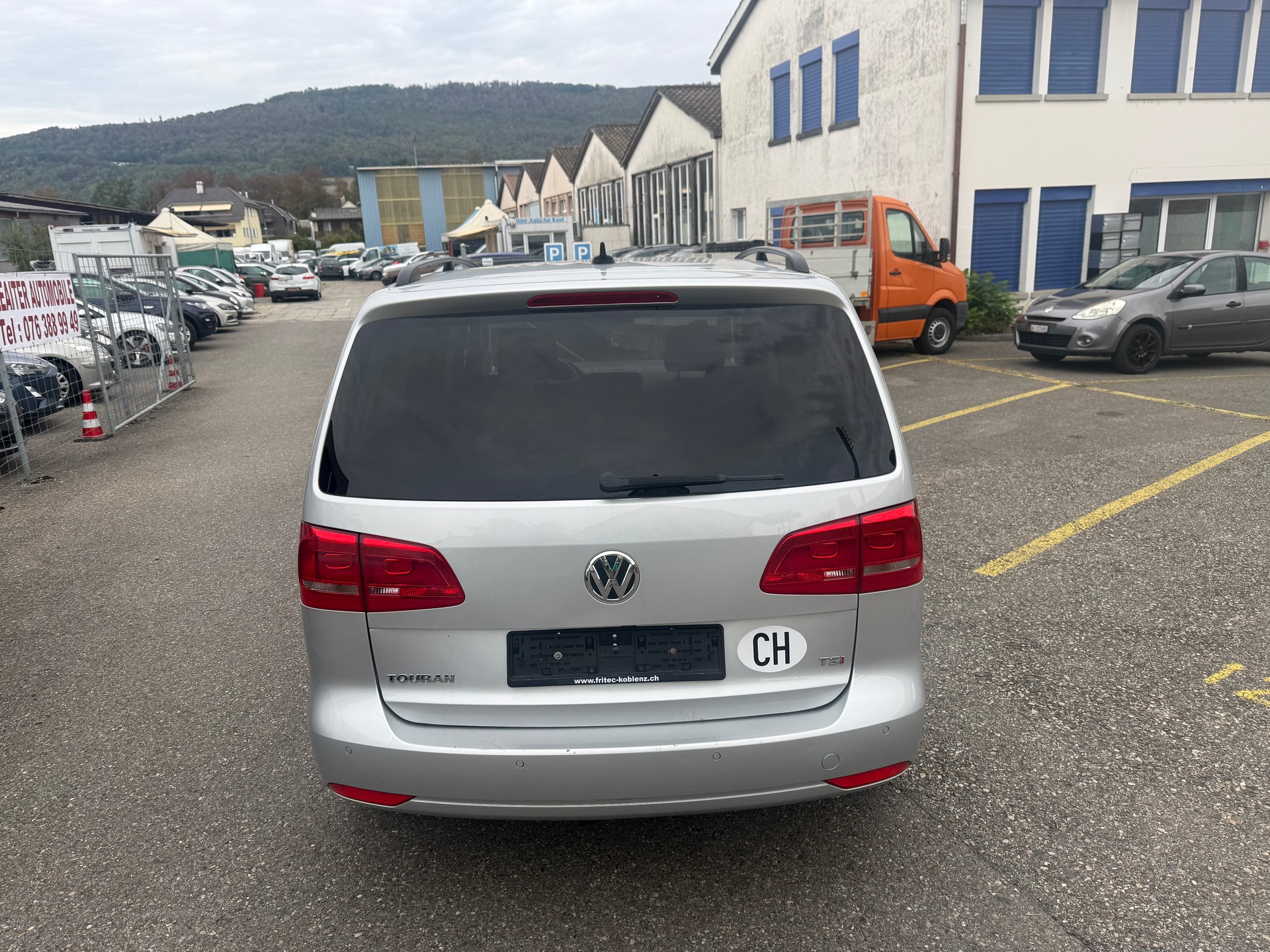 VW Touran 1.4 TSI 65th Edition DSG-image-5