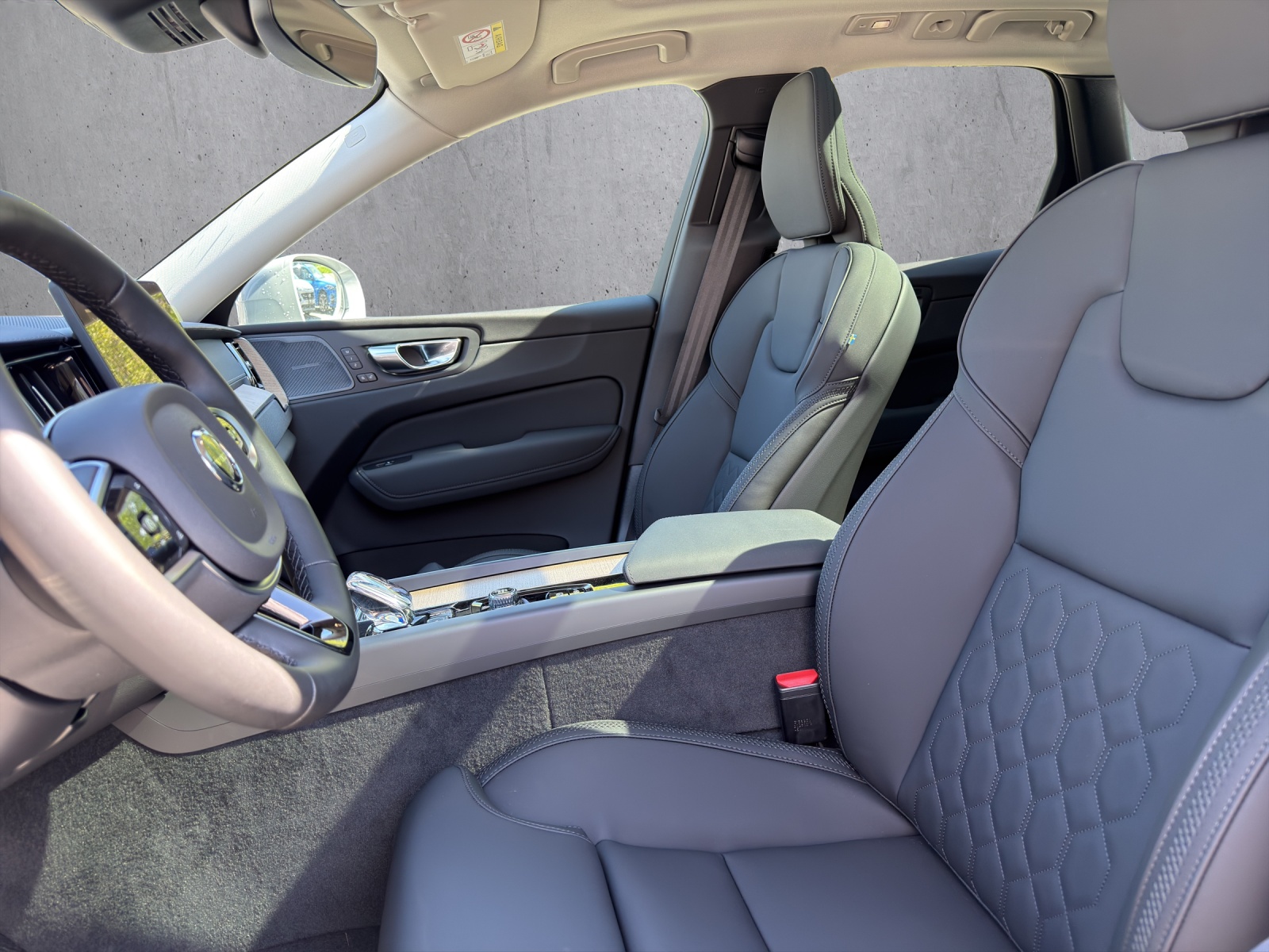 Image VOLVO XC60 XC60 T6 eAWD PluginHybrid Ultra Bright Geartronic