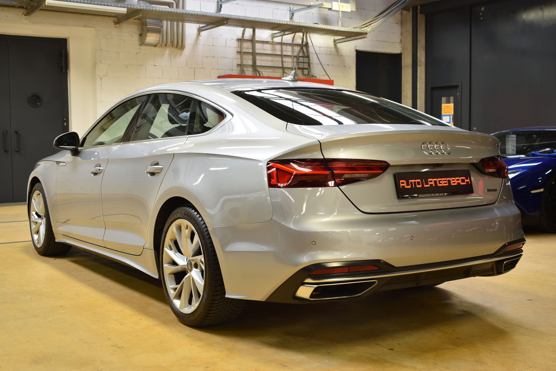 AUDI A5 Sportback 40 TDI Sport quattro S-tronic - FaceLift Modell 2021 - 190PS-image-2